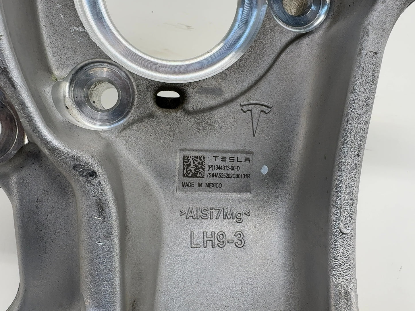 2026 Tesla Model 3 Highland Front Knuckle Performance Left 1344313-00-D