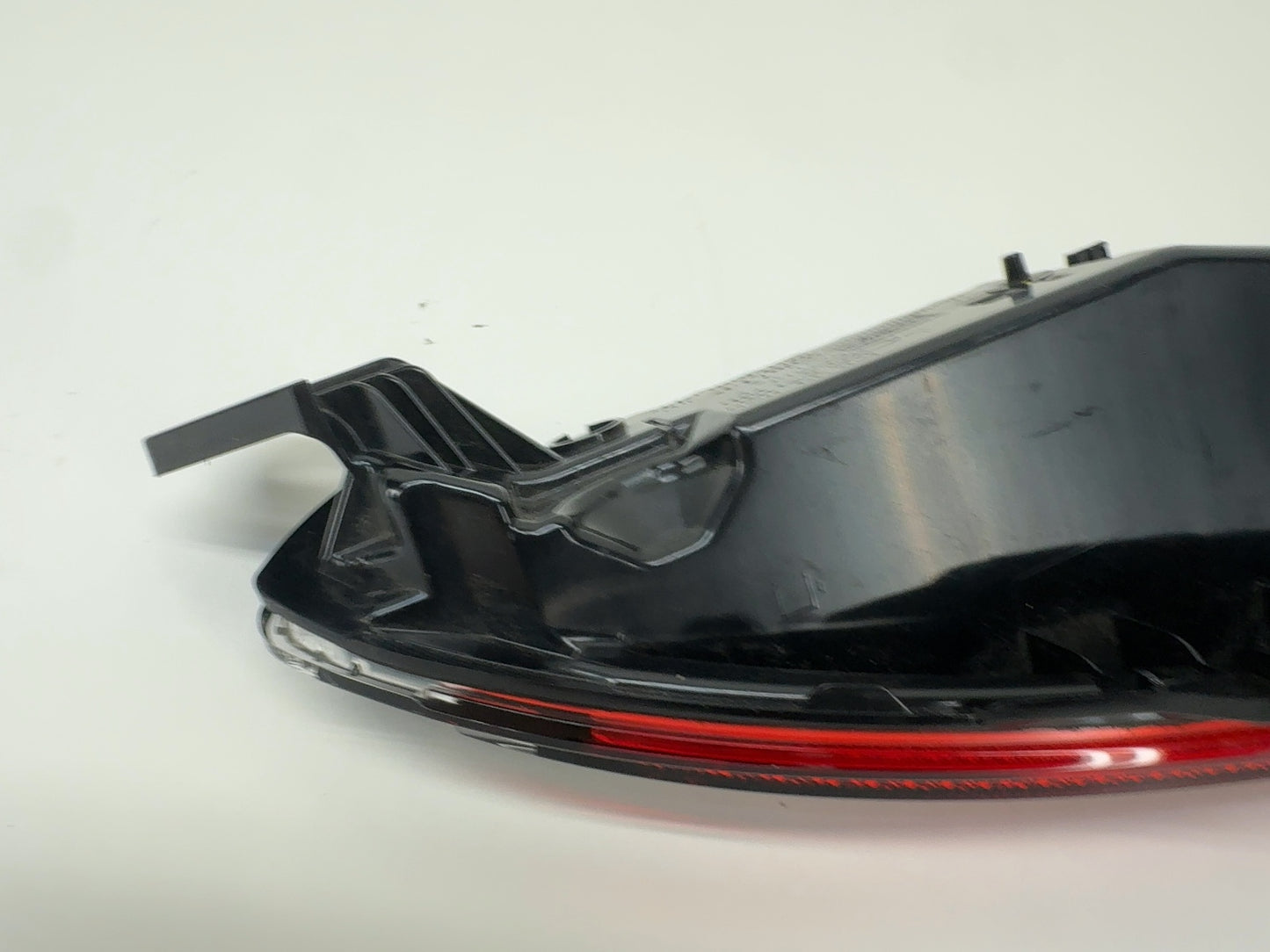 2025-2026 Tesla Model 3 Highland Rear Bumper Left Light 1712513-00-E