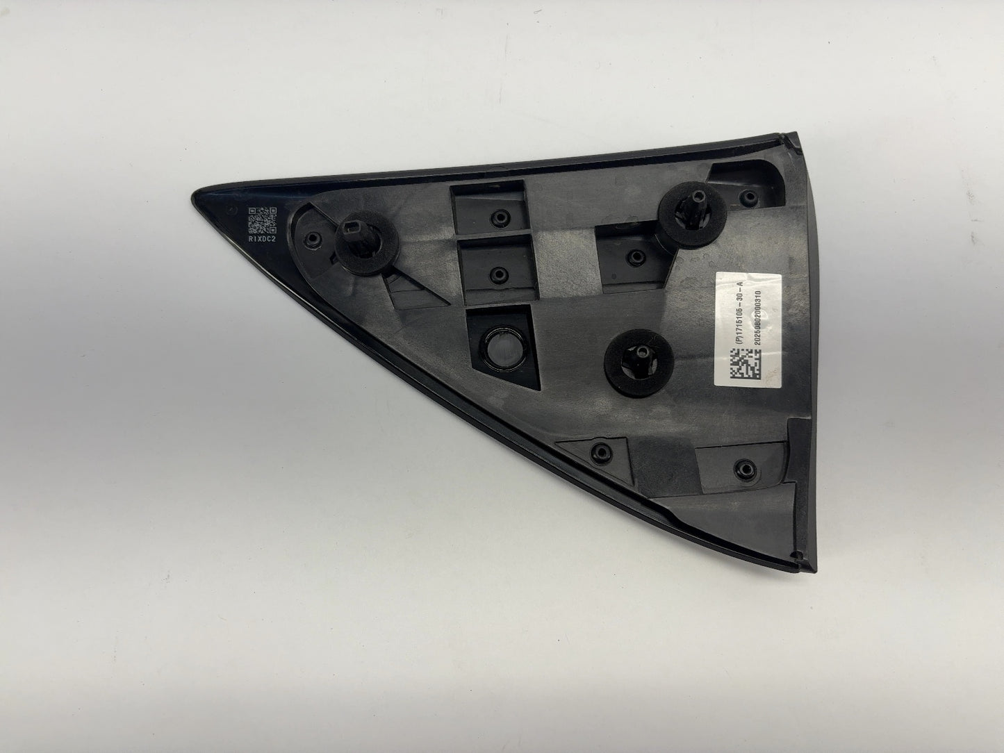 2025-2026 Tesla Model 3 Highland Right Quarter Reflector 1715105-30-A