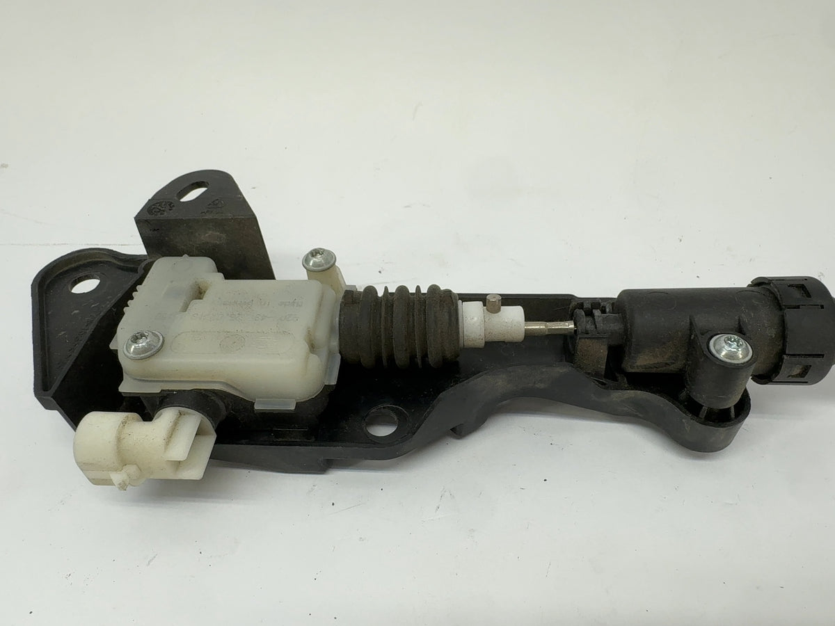 2018-2019 Tesla Model 3 Hood Latch With Actuators 1033011-00-E