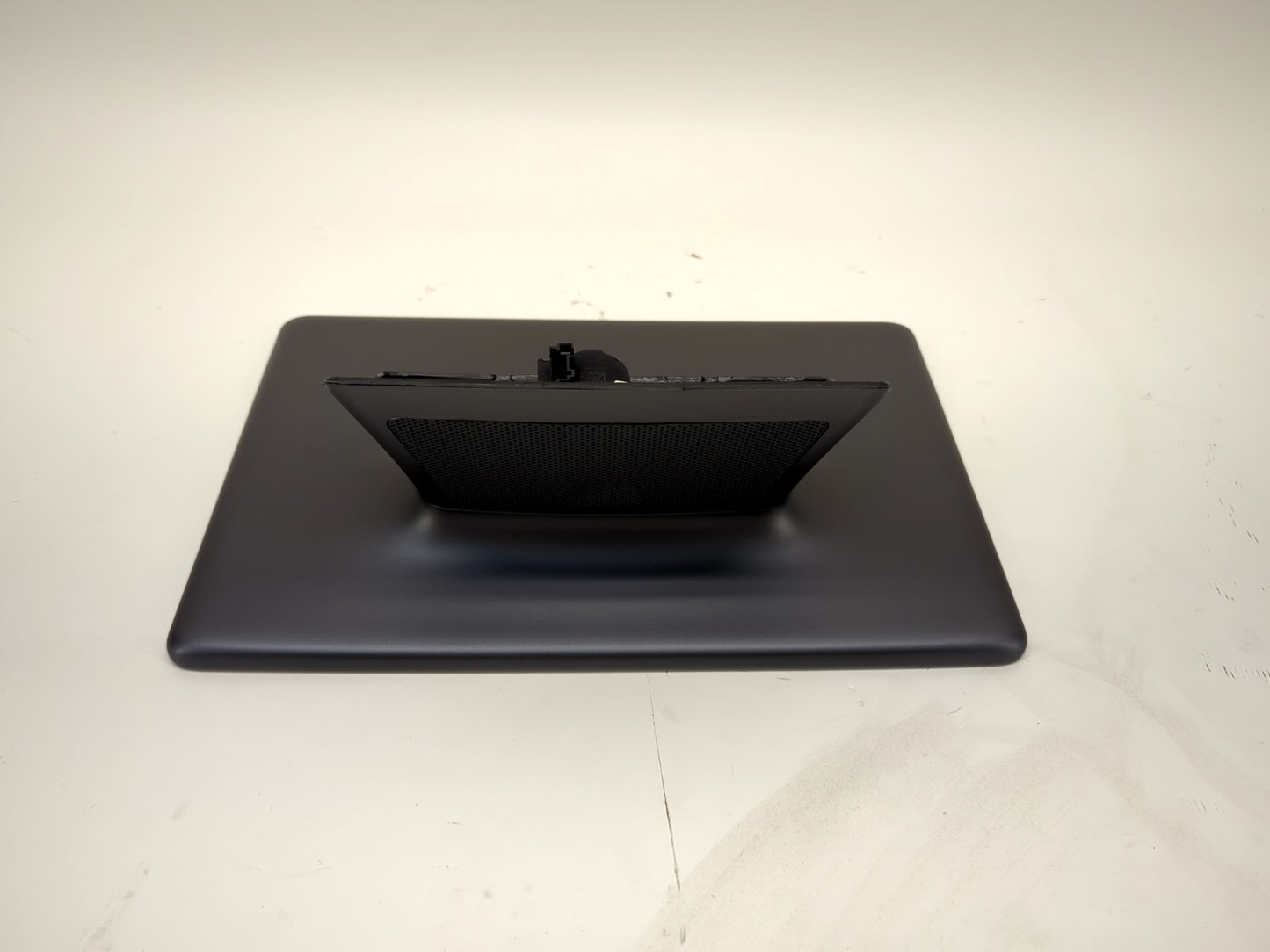 2022-2023 Tesla Model 3 Center Display 1089543-00-J