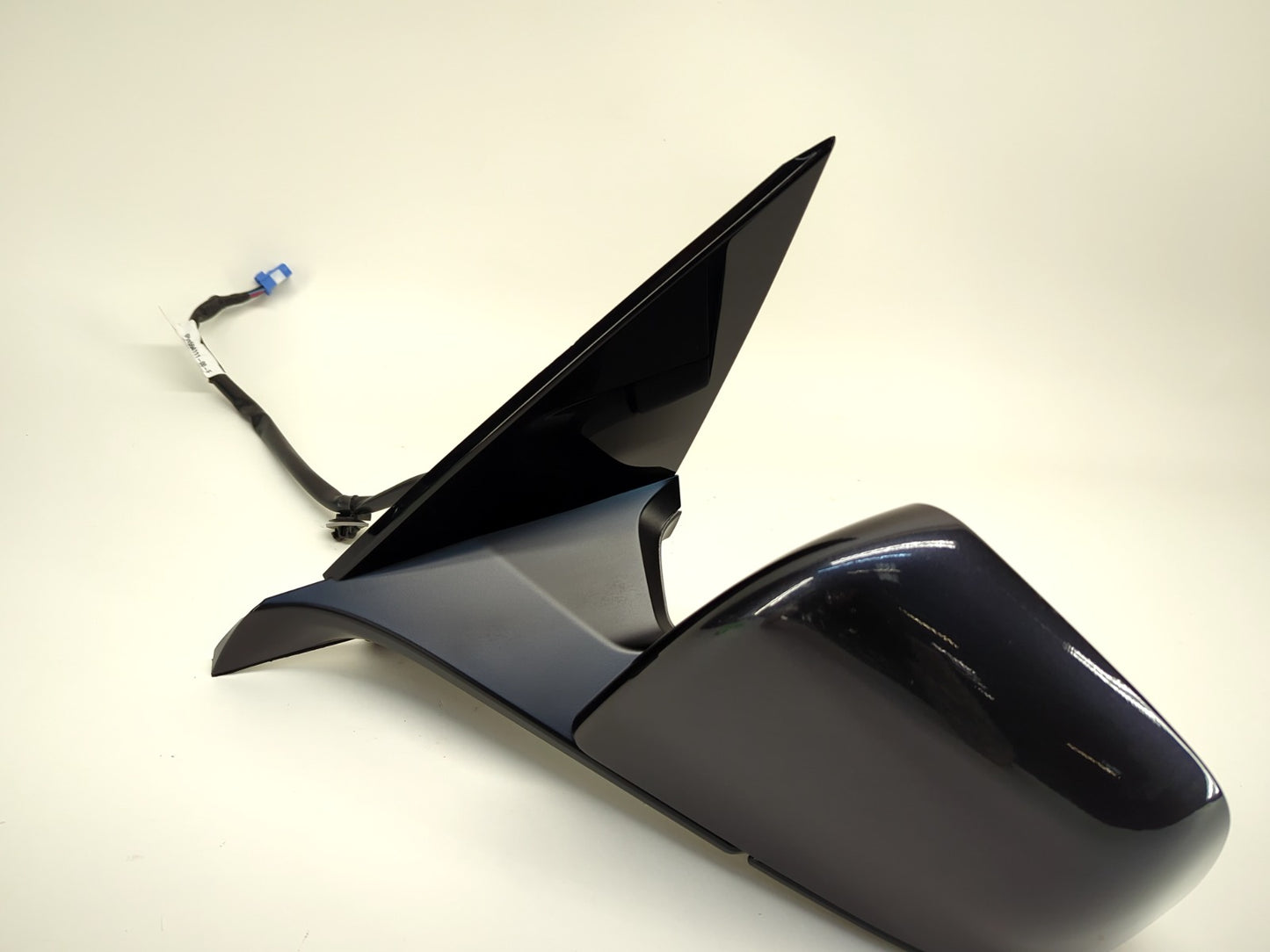 2025 Tesla Model Y Front Left Door Mirror Assembly 1594111-00-F