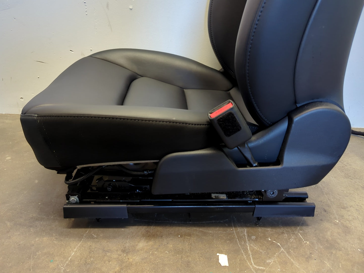 2023 Tesla Model 3 Front Right Passenger Seat 1489060-93-F