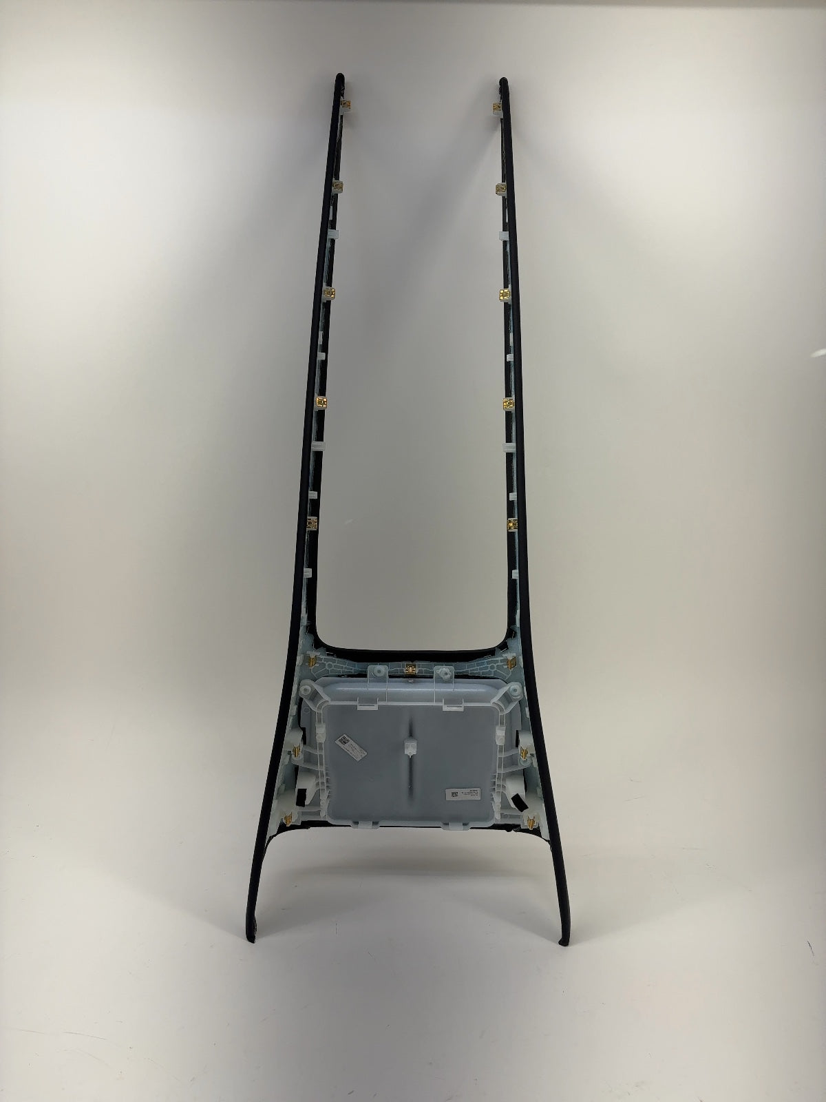 2025 Tesla Model Y Center Console 2.0 Trim 1755541-00-B