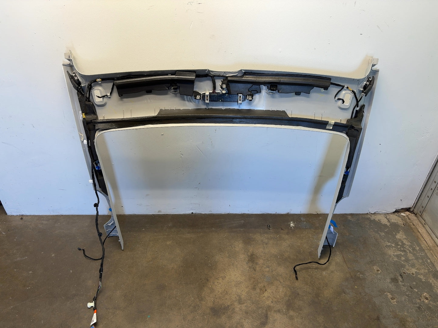 2021-2022 Tesla Model Y Headliner Front Section 1593718-50-B