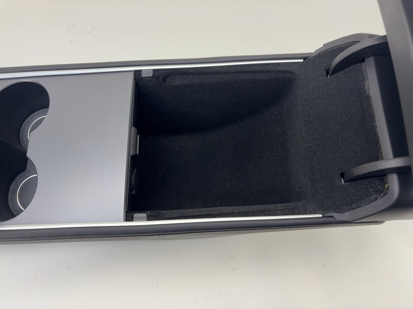 2022-2023 Tesla Model 3 Center Console 2.0 1755503-70-C