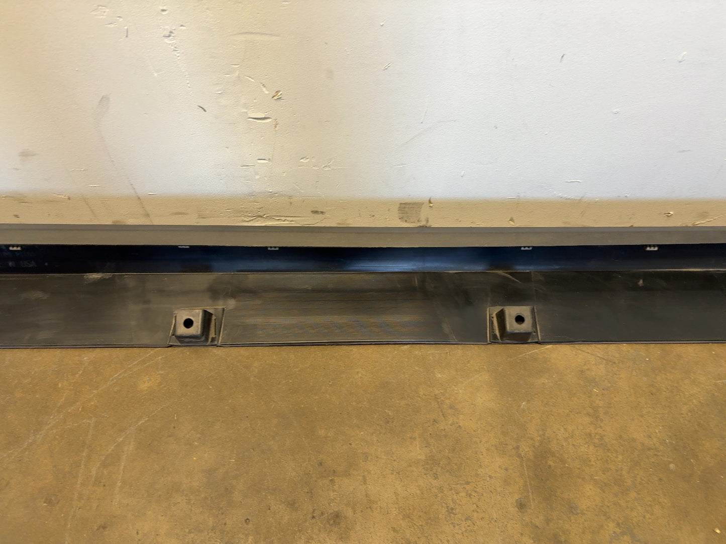 2016 Tesla Model X Left Rocker Panel 1034218-00-B