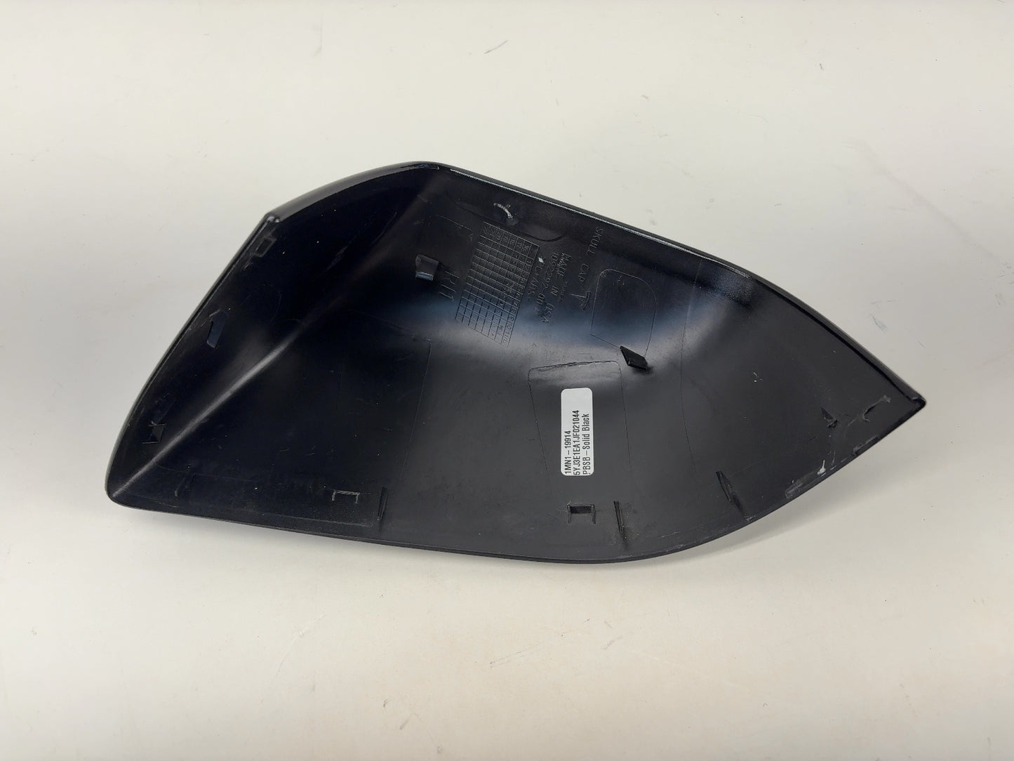 2018-2021 Tesla Model 3 Exterior Mirror Skull Cap Right 1092292-00-D