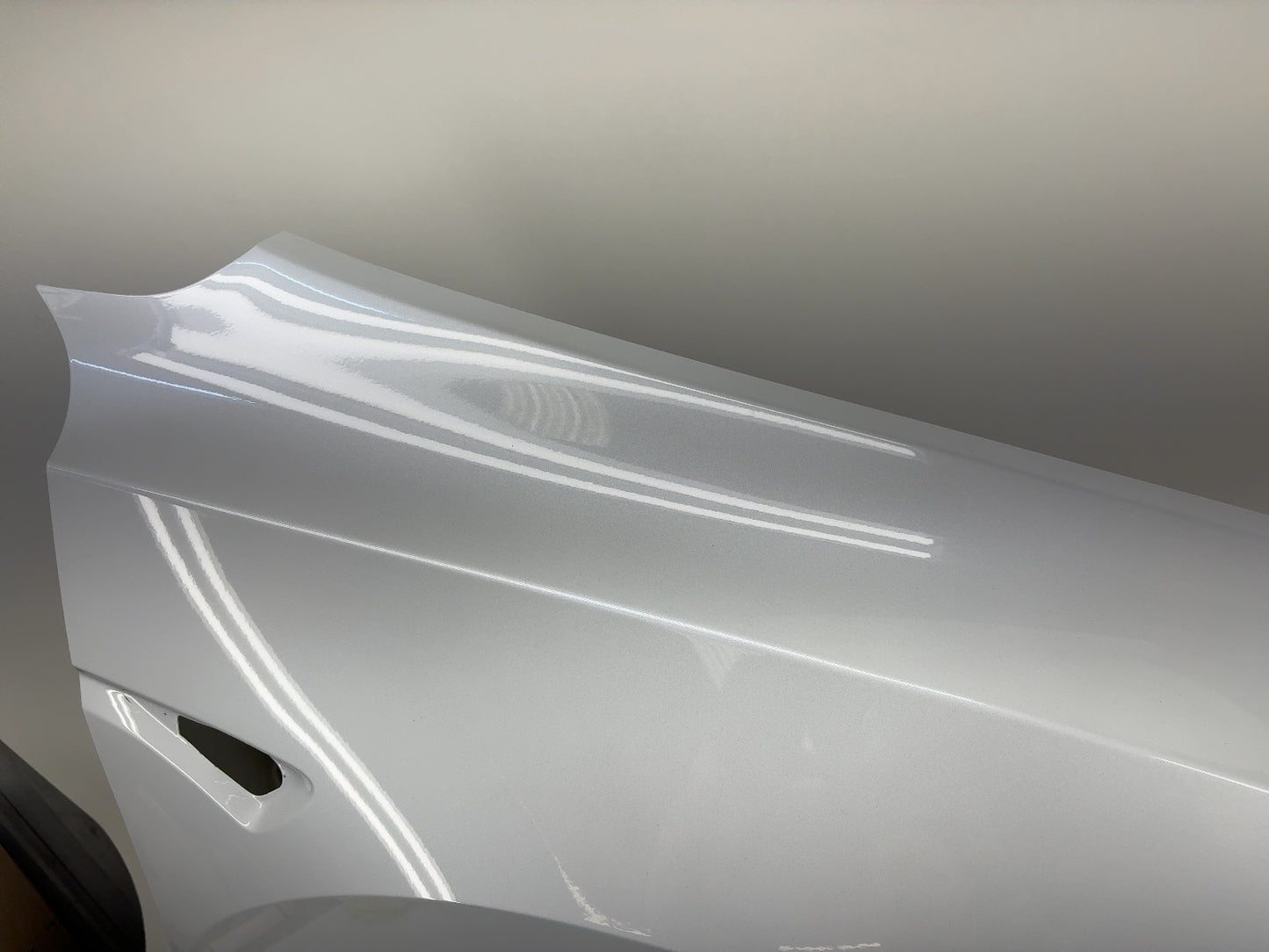 2020-2024 Tesla Model Y Right Fender 1493452-E0-B