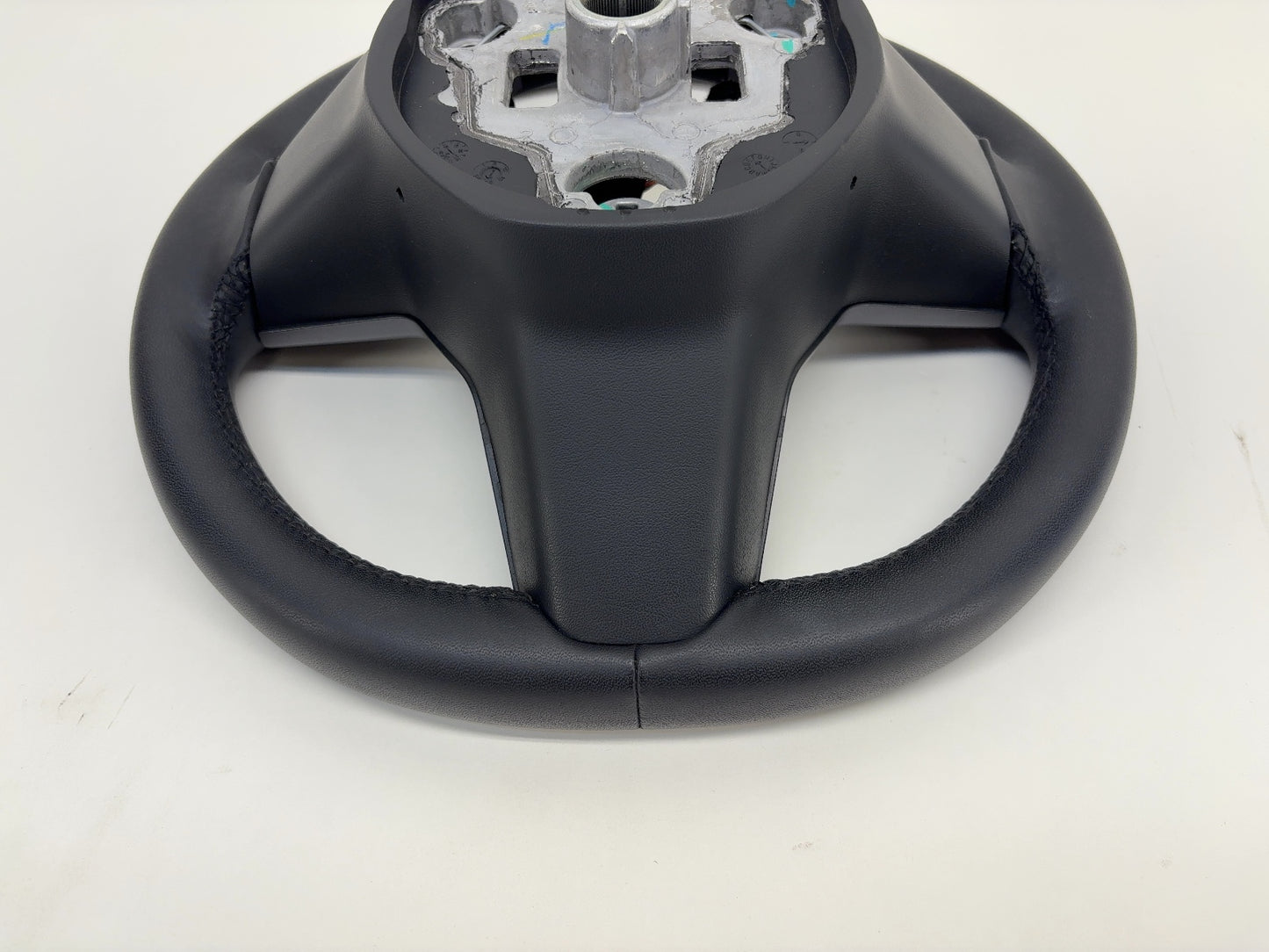2021 Tesla Model Y Steering Wheel Pur Leather 1095222-00-N