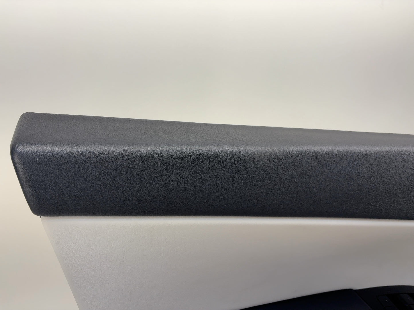 2021 Tesla Model Y Front Left Door Panel 1497294-92-B