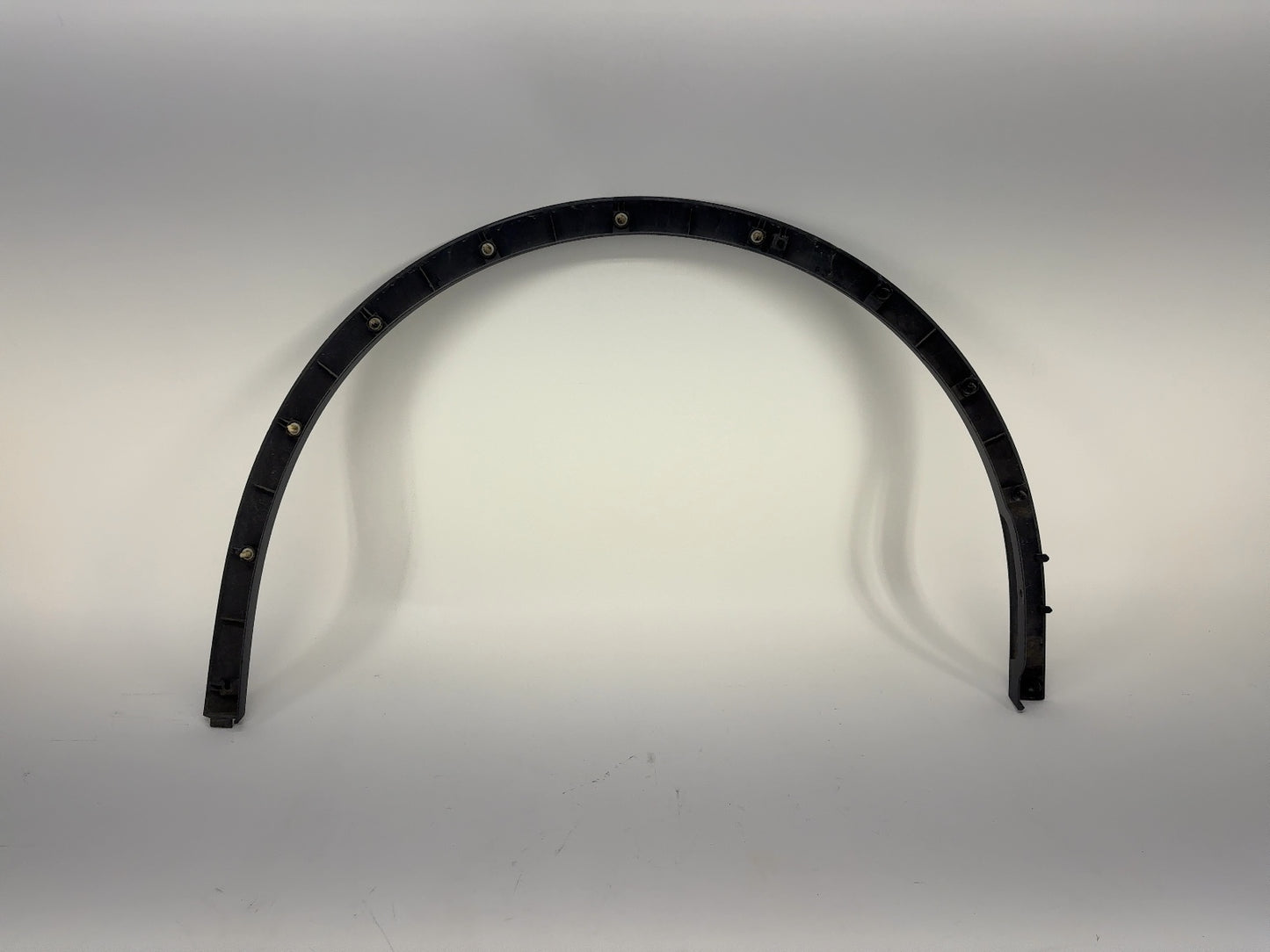 2021 Tesla Model Y Front Left Wheel Arch Molding 1494185-00-B