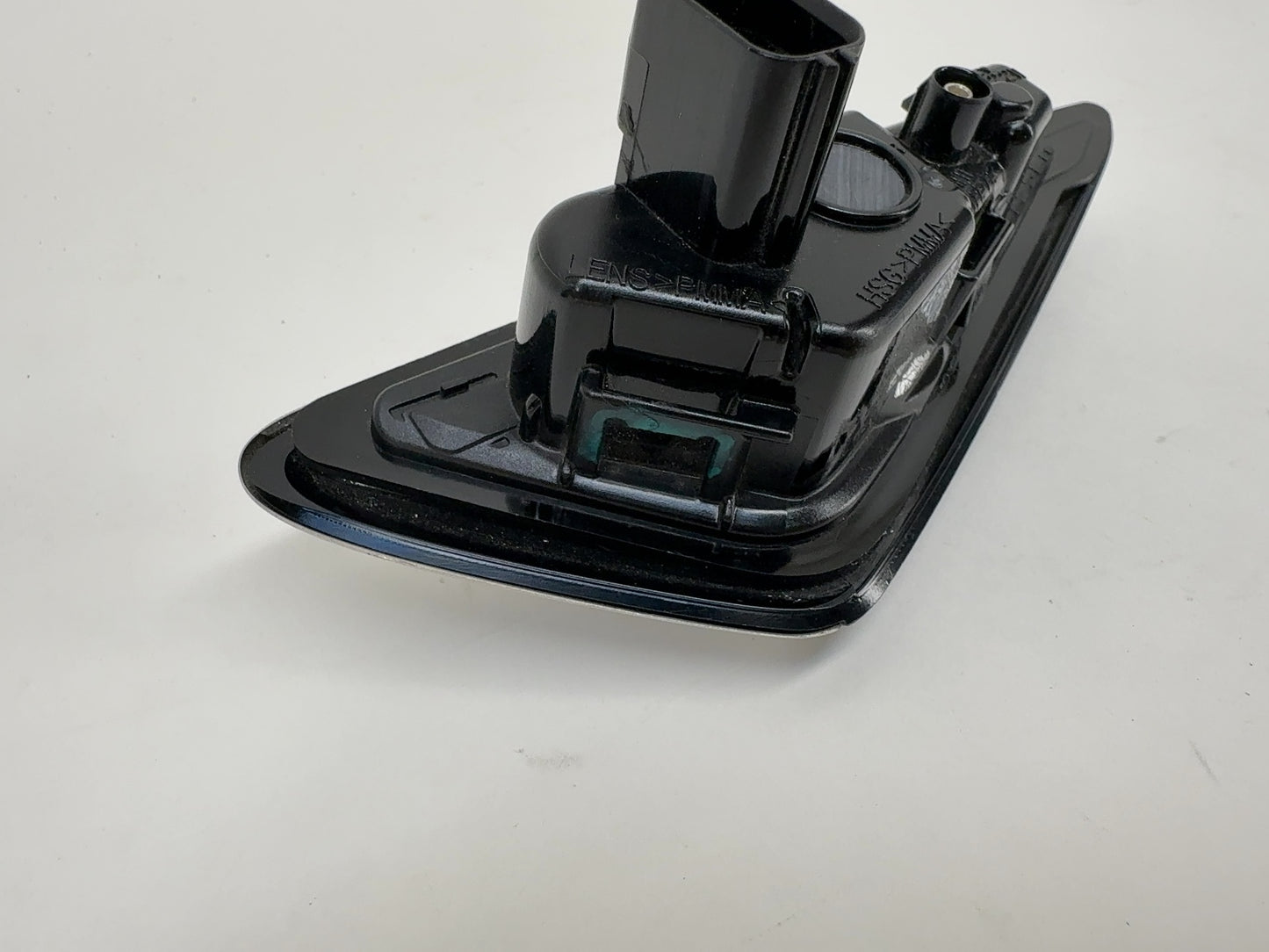 2020 Tesla Model S Right Repeater Camera Assembly 1642011-00-A