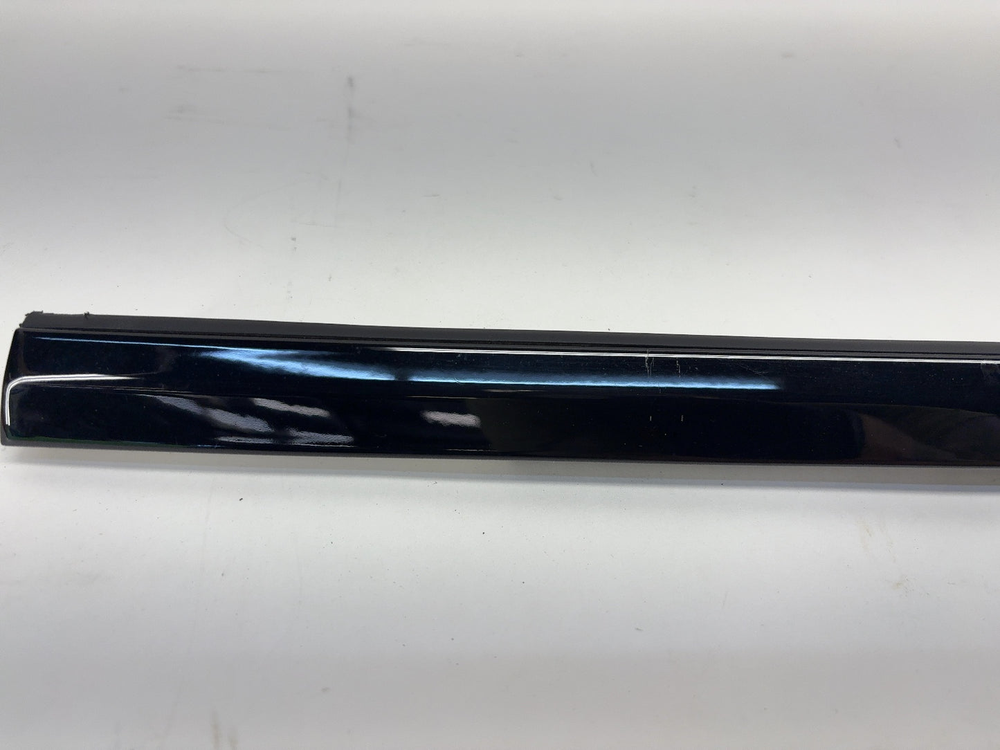 2021 Tesla Model X Rear Right Falcon Door Belt Molding Black 1098686-01-F
