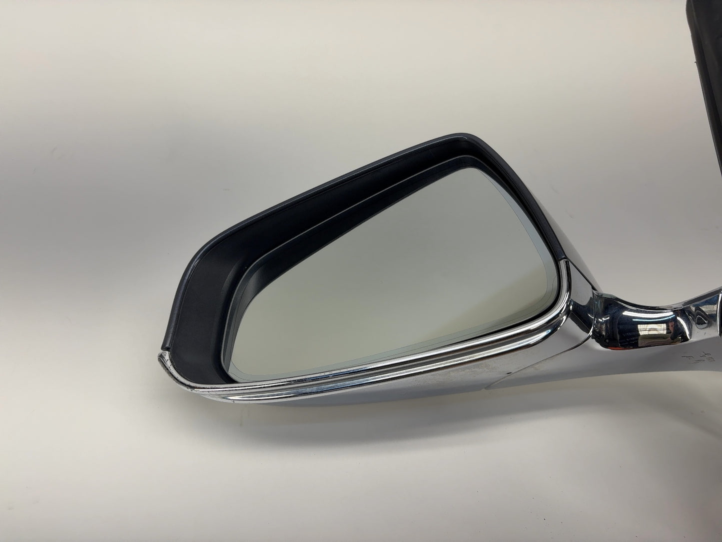 2015 Tesla Model S Front Left Door Mirror Assembly 1041317-00-A
