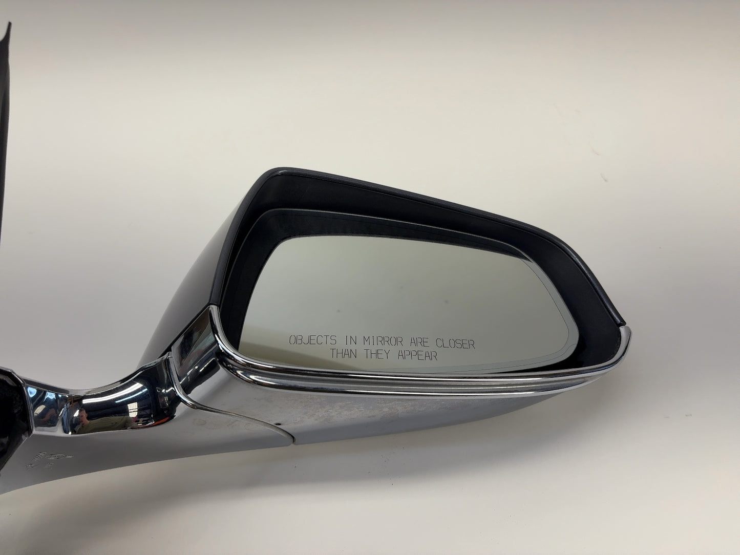 2015 Tesla Model S Front Right Door Mirror Assembly 1041318-00-A