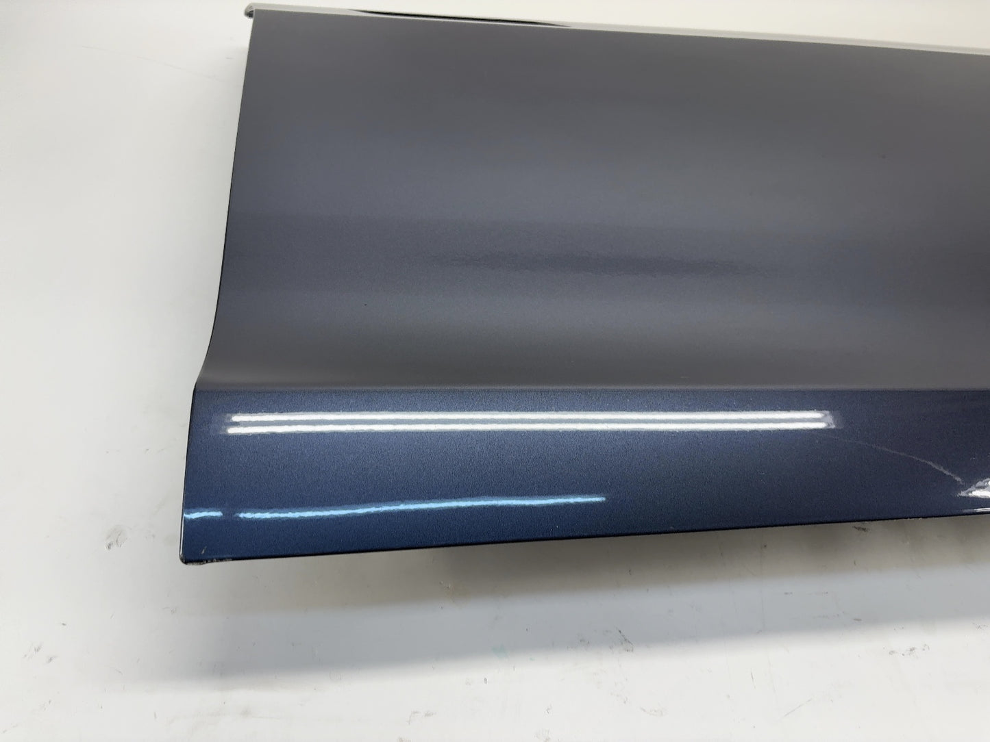 2015 Tesla Model S Front Right Door Shell 6006622-E0-E