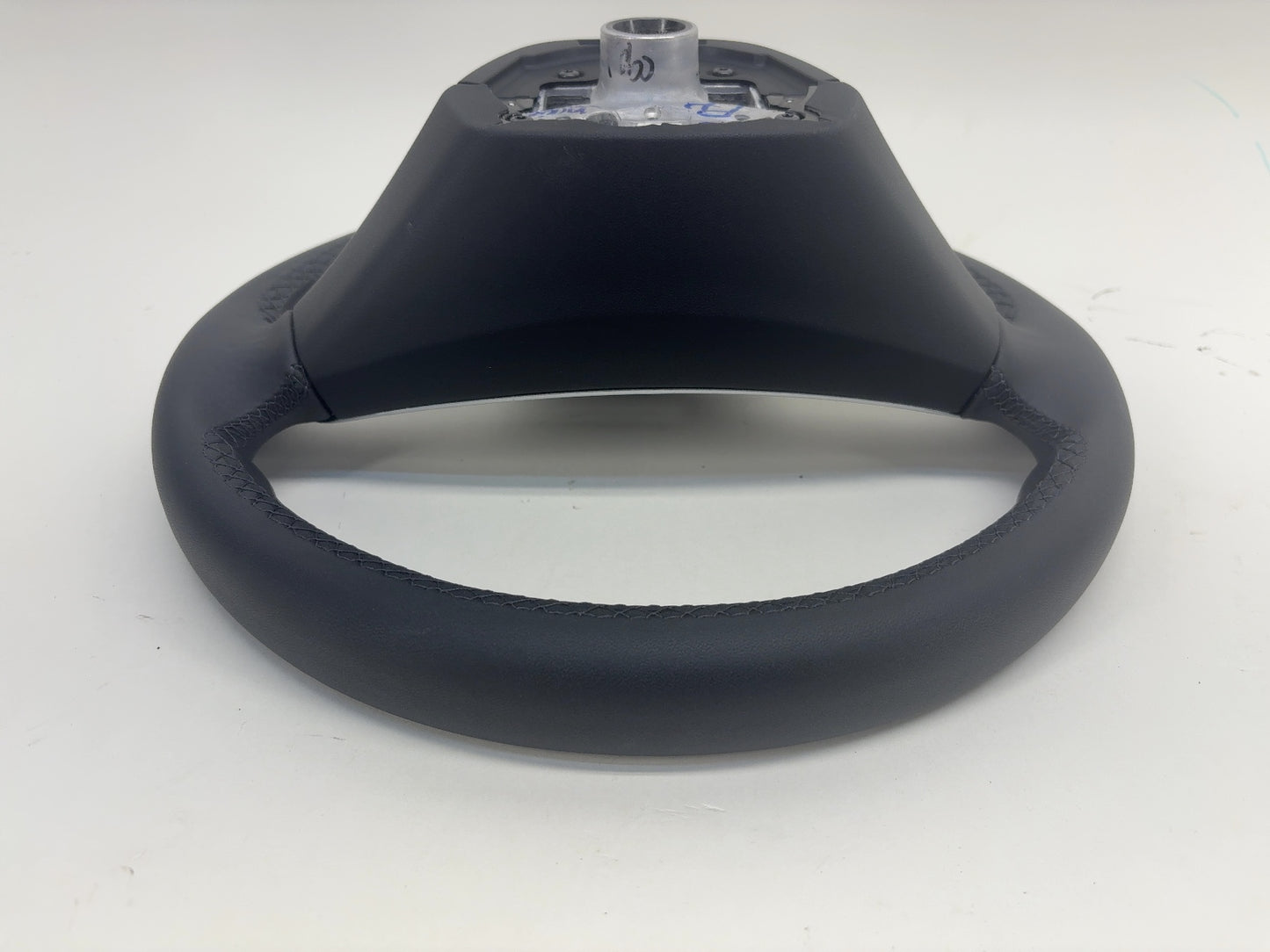 2025 Tesla Model 3 Highland Steering Wheel Pur Leather 1735339-00-G