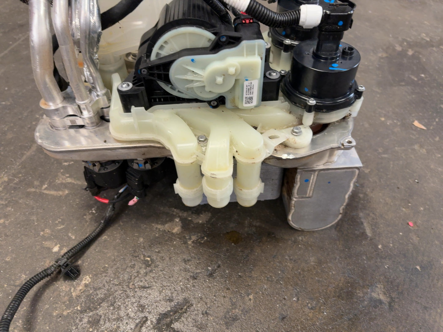 2026 Tesla Model Y Juniper Supermanifold Assembly 1547595-02-H