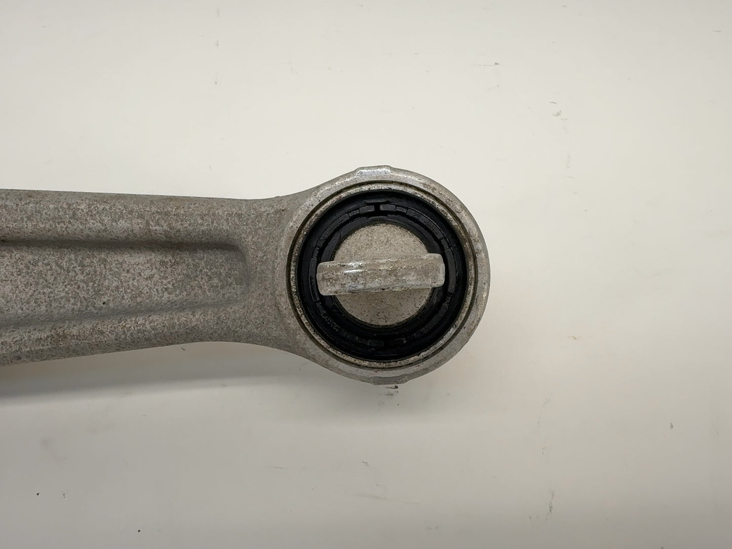 2023 Tesla Model Y Front Lower Control Arm Straight Left Or Right 1288341-00-B