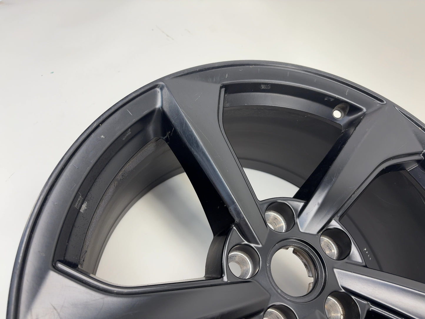 2026 Tesla Model Y Juniper Rim 19x9 2188226-00-B