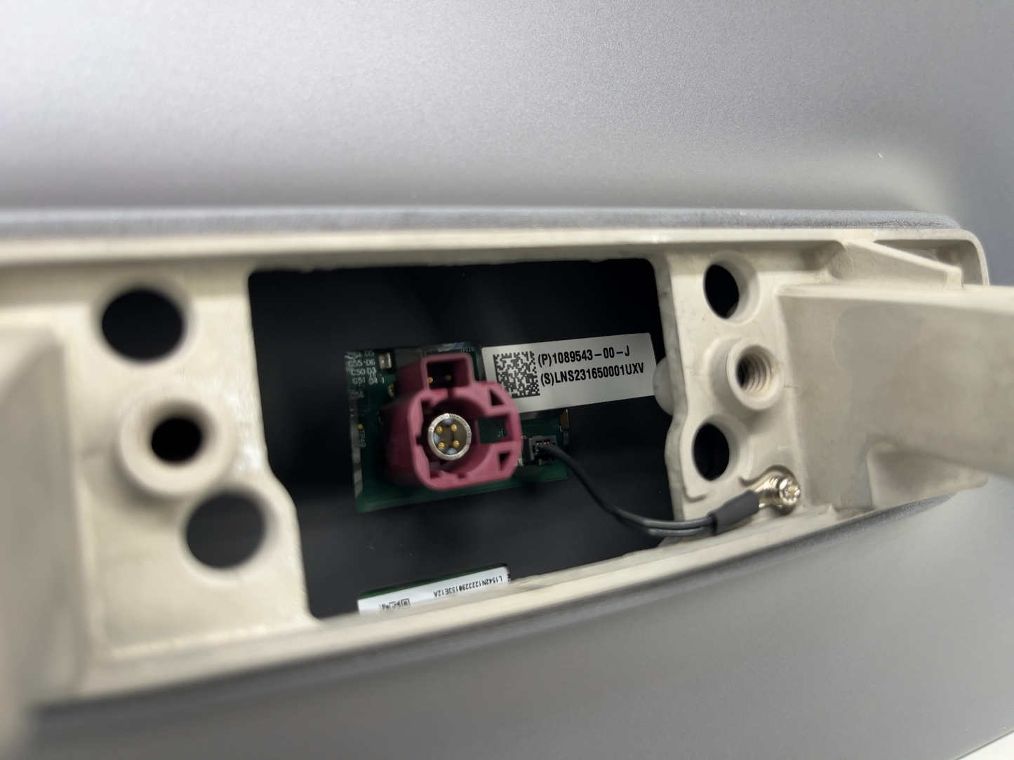 2022-2023 Tesla Model 3 Center Display 1089543-00-J