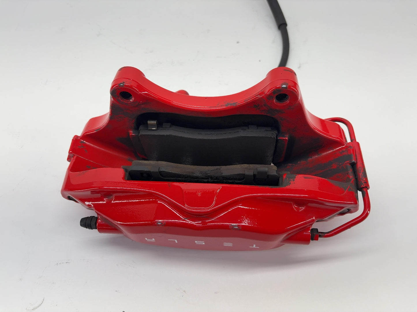 2015 Tesla Model S Front Right Brake Caliper Performance 1007795-01-D