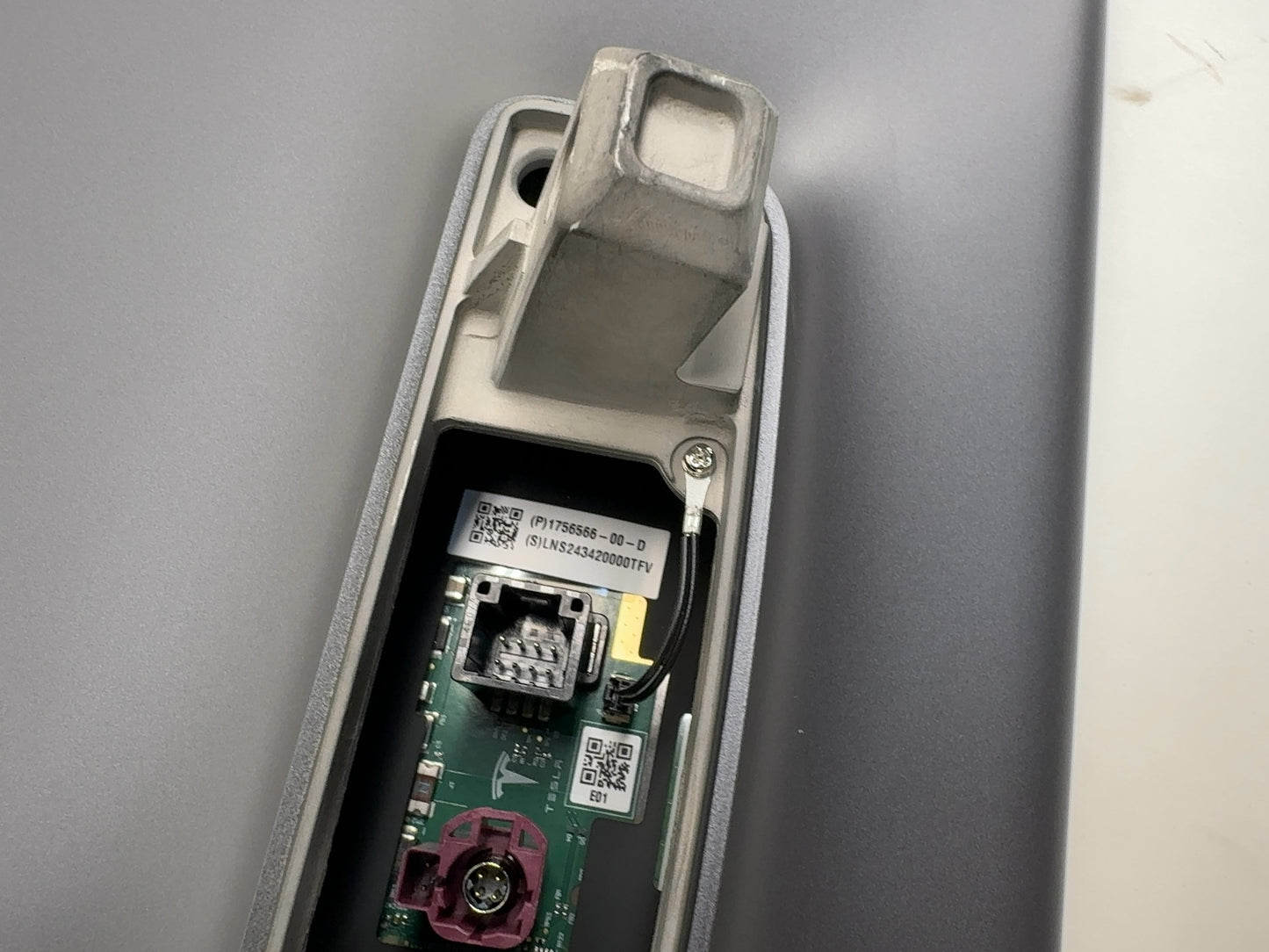 2024-2026 Tesla Model 3 Highland Center Display 1756566-00-D