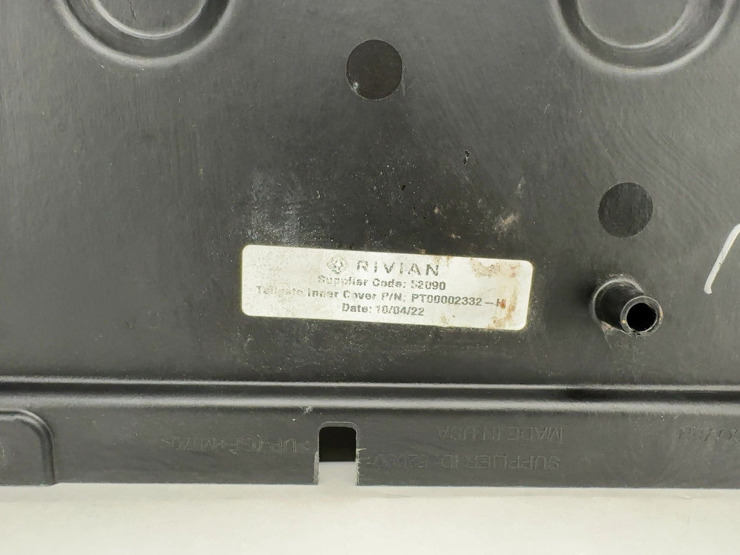 2022 Rivian R1T Tailgate Trim Panel PT00002332-H