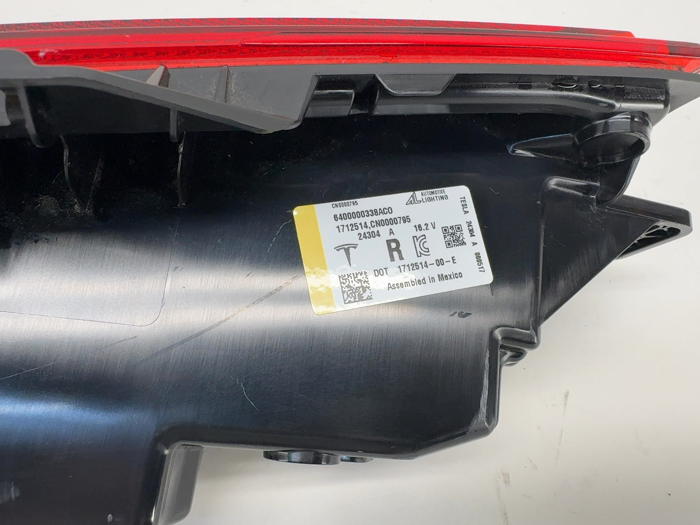 2025 Tesla Model 3 Highland Rear Bumper Right Light 1712514-00-E