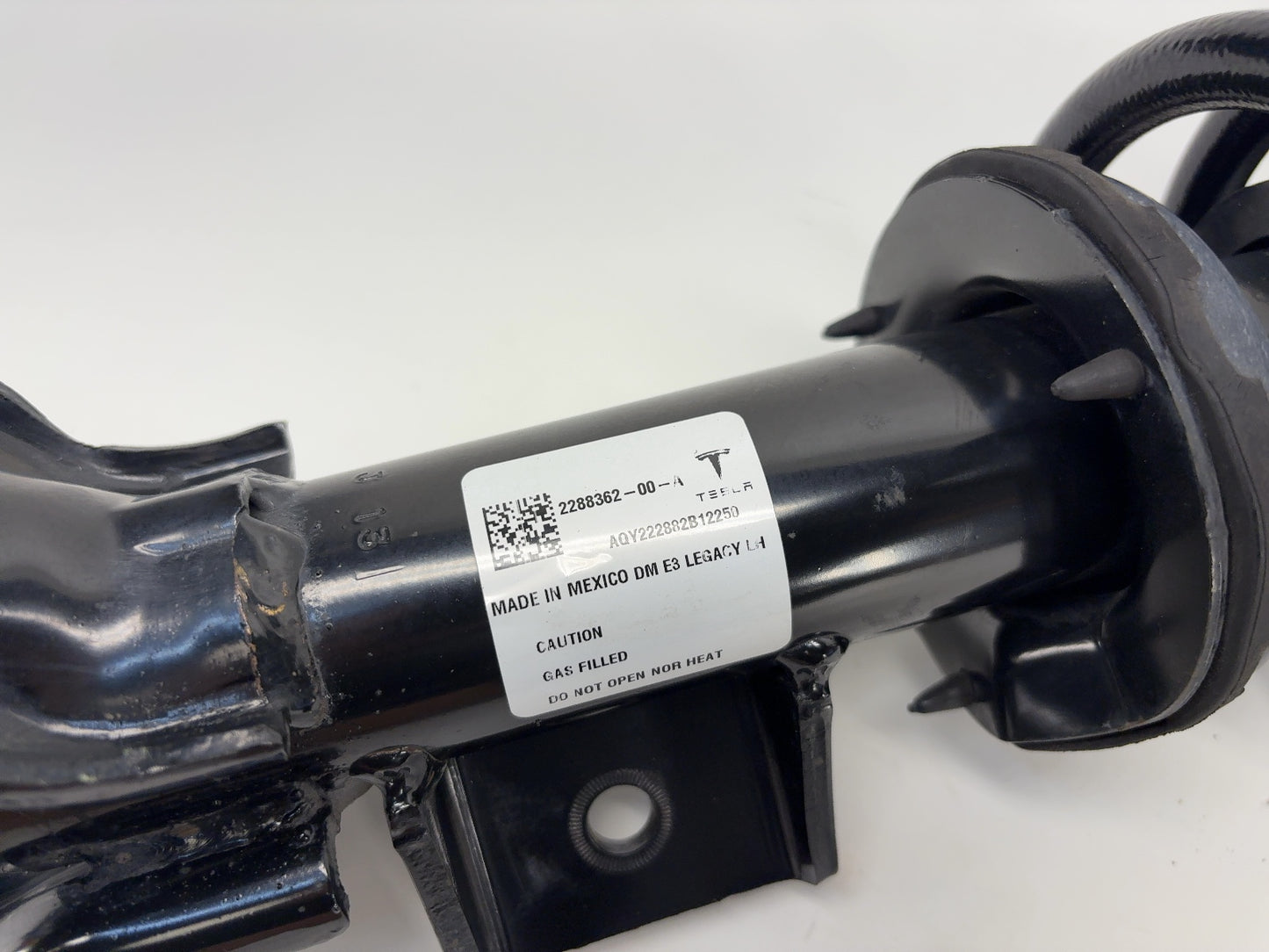 2023 Tesla Model Y Front Left Strut Absorber 2288362-00-A