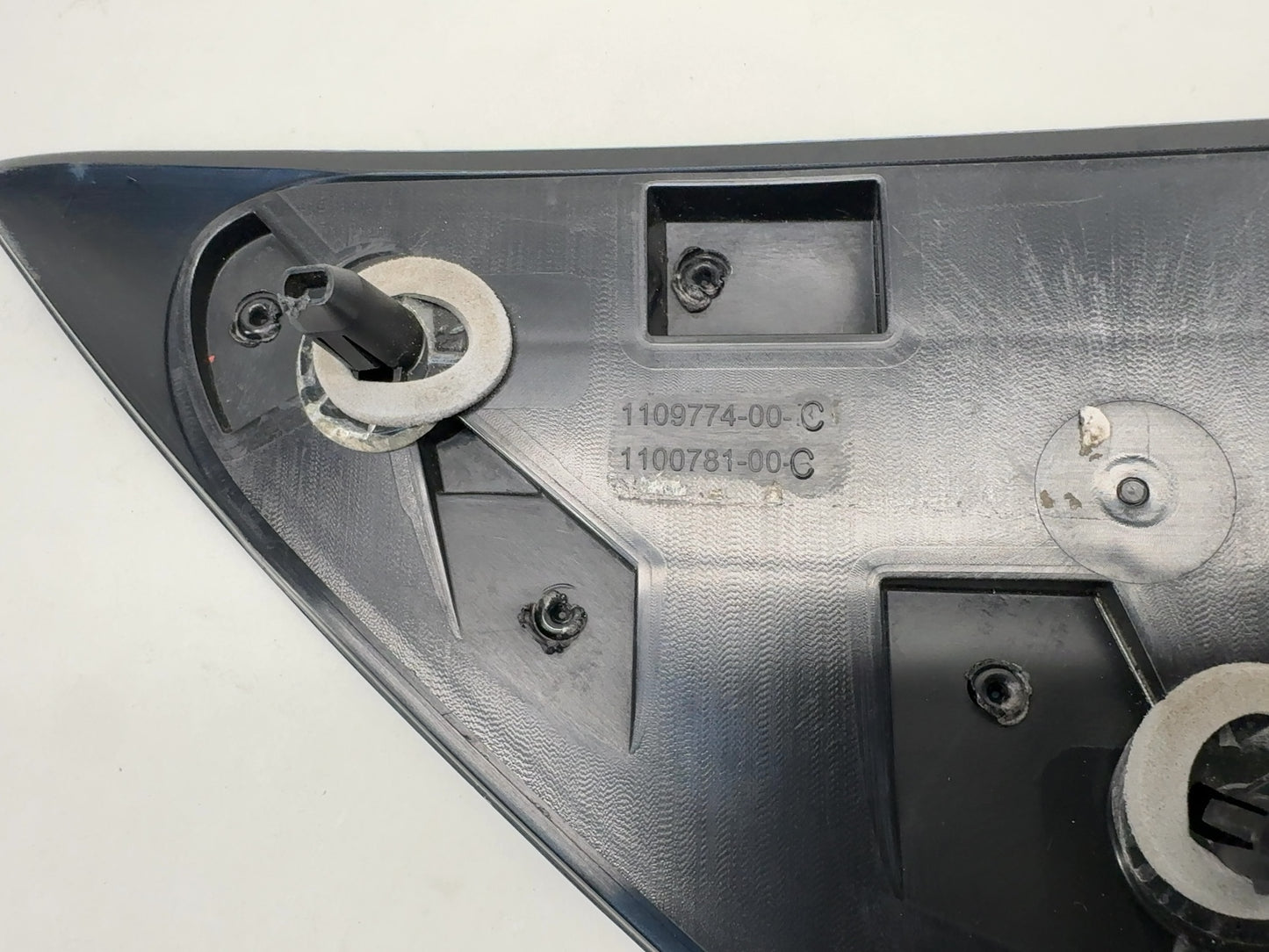 2018 Tesla Model 3 Right Quarter Reflector 1109774-00-C