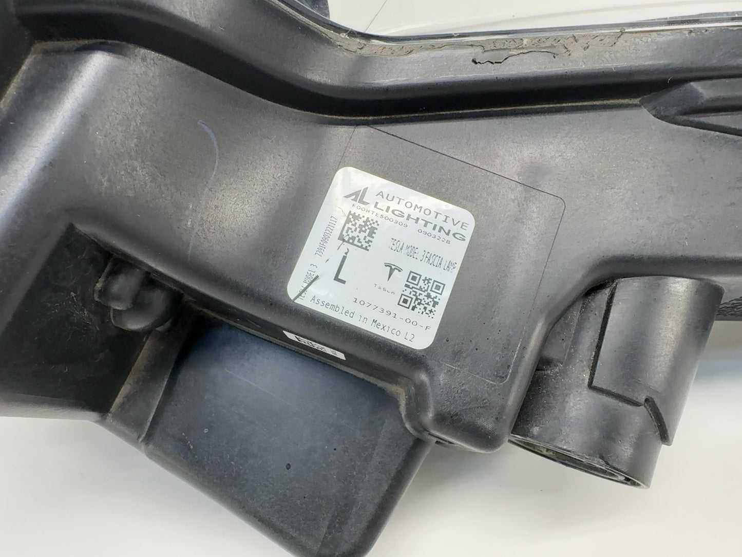 2021-2022 Tesla Model 3 Left Driver Fog Lamp 1077391-00-F