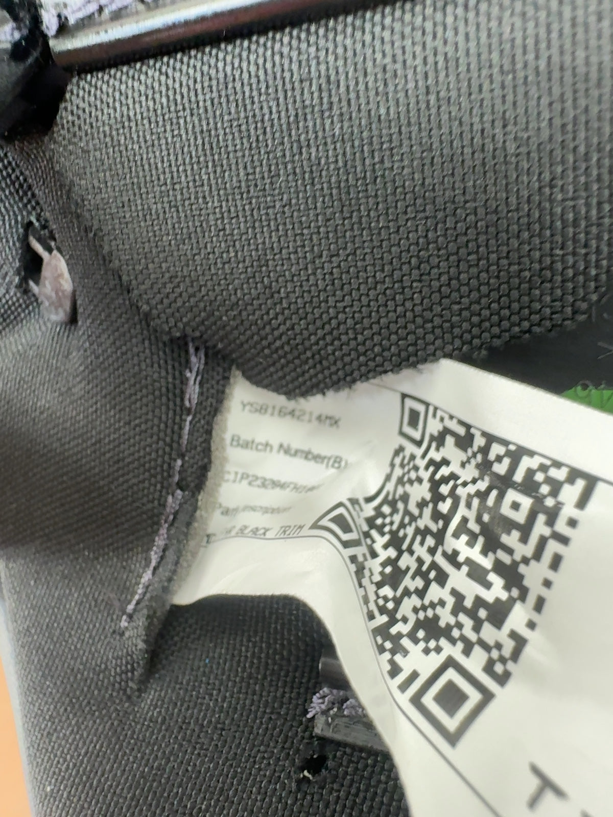 2023 Tesla Model 3 Front Headrest Left Or Right Black 1623801-00-A
