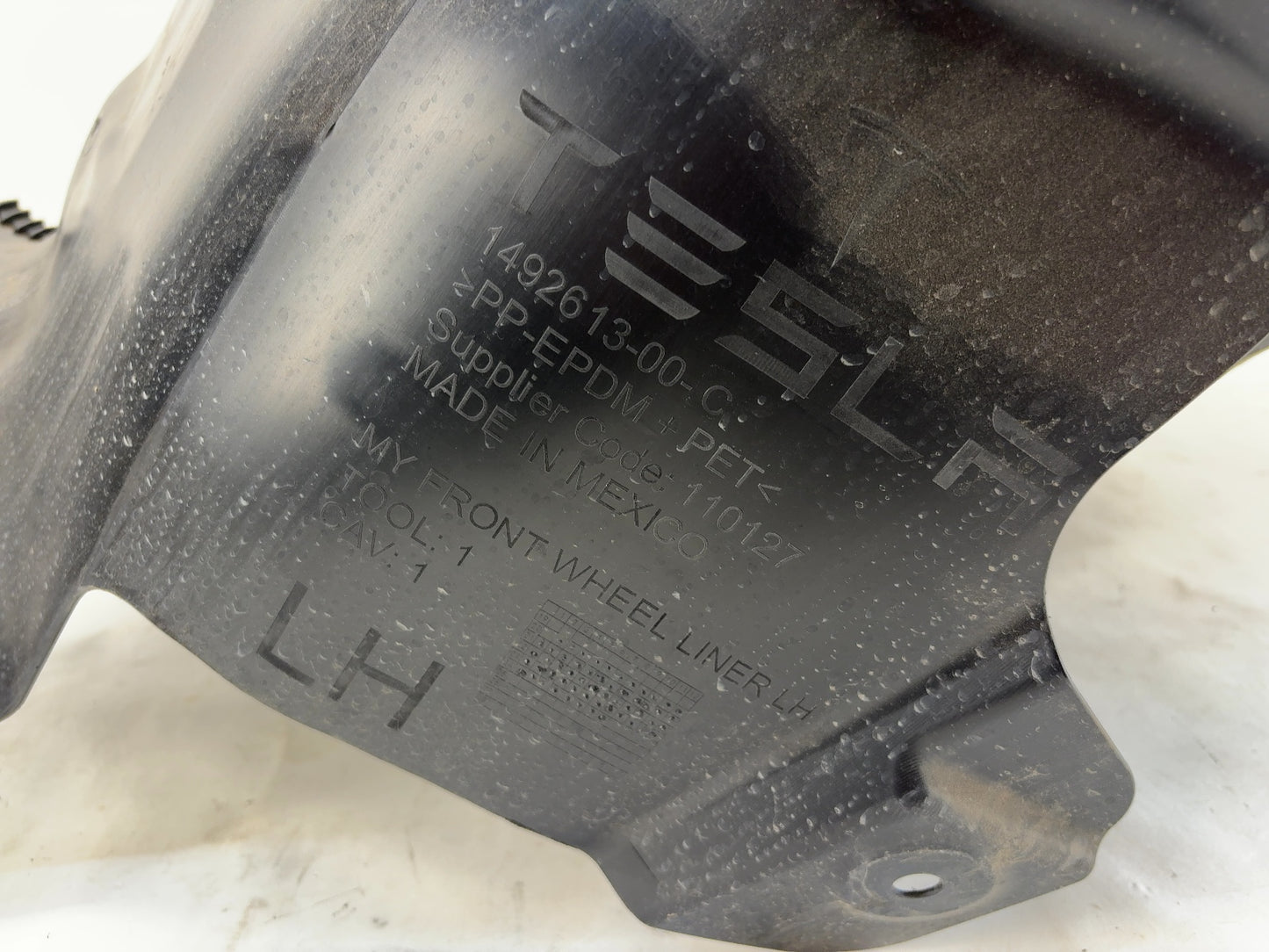 2024-2025 Tesla Model Y Front Left Wheel Liner Note 1492613-00-C