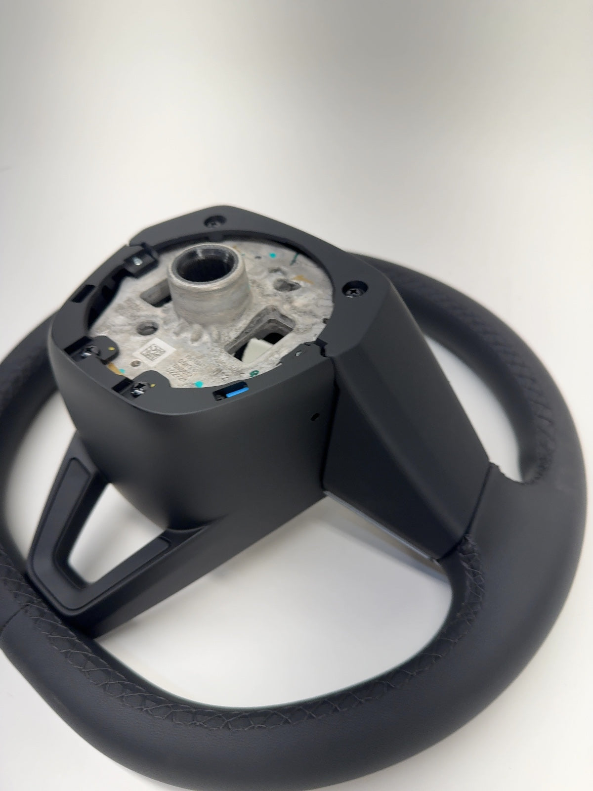 2025-2026 Tesla Model 3 Highland Steering Wheel 2003660-00-G