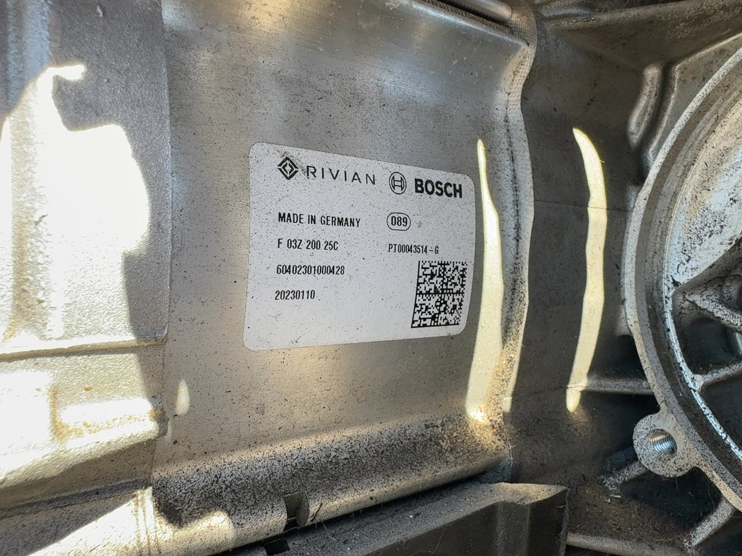 2023 Rivian R1S R1T Front Drive Unit Quad Motor PT00043514-G