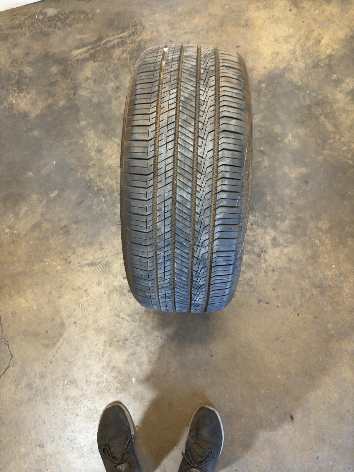 2024 Tesla Model 3 Highland Hankook Ventus S1 As 235/45r18 Tire 1344292-00-A