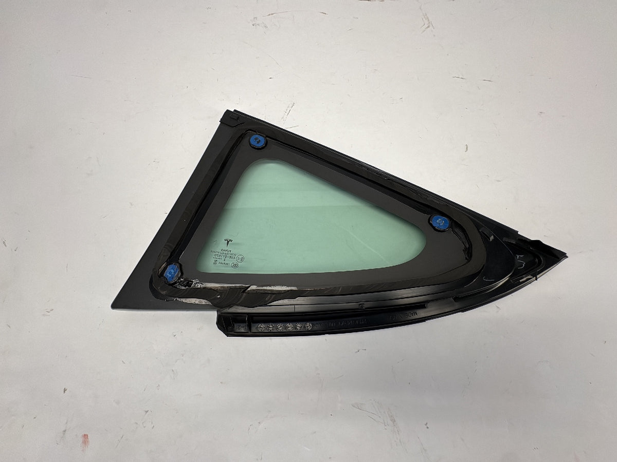 2021-2023 Tesla Model 3 Right Quarter Glass Note 1514979-01-C