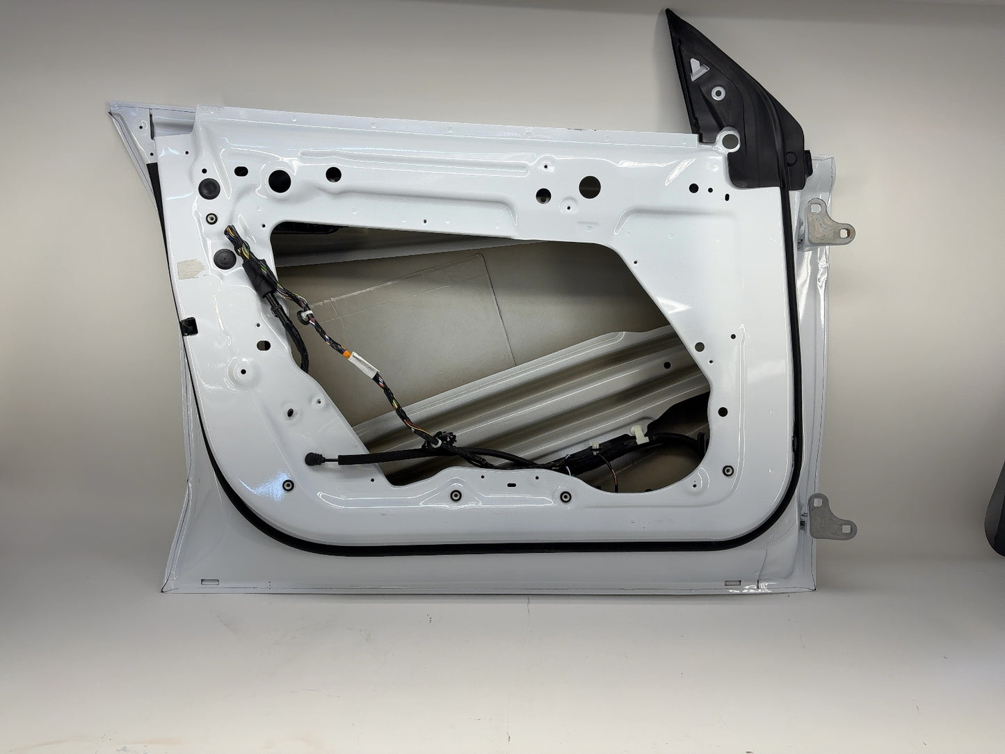 2020-2025 Tesla Model Y Front Door Left E Coated 1505460-E0-A