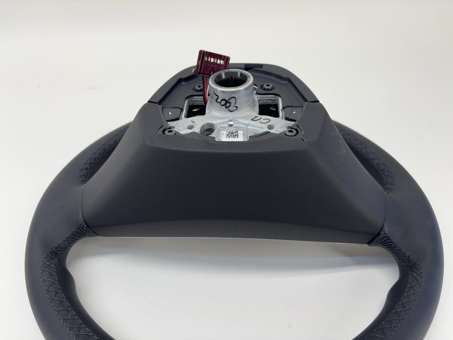 2025 Tesla Model 3 Highland Steering Wheel Pur Leather 1735339-00-F