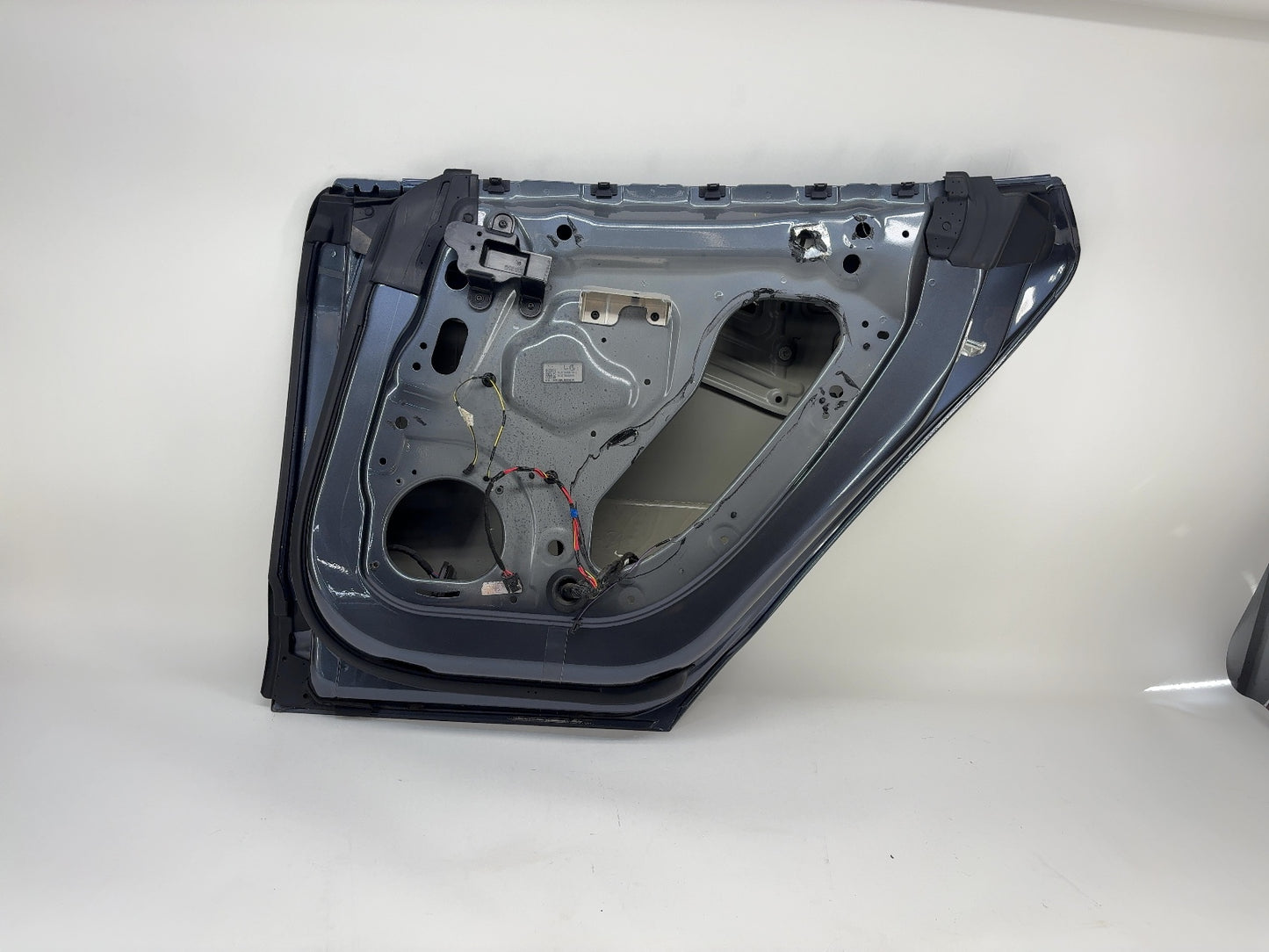 2016 Tesla Model S Rear Right Door Shell 6006566-00-G