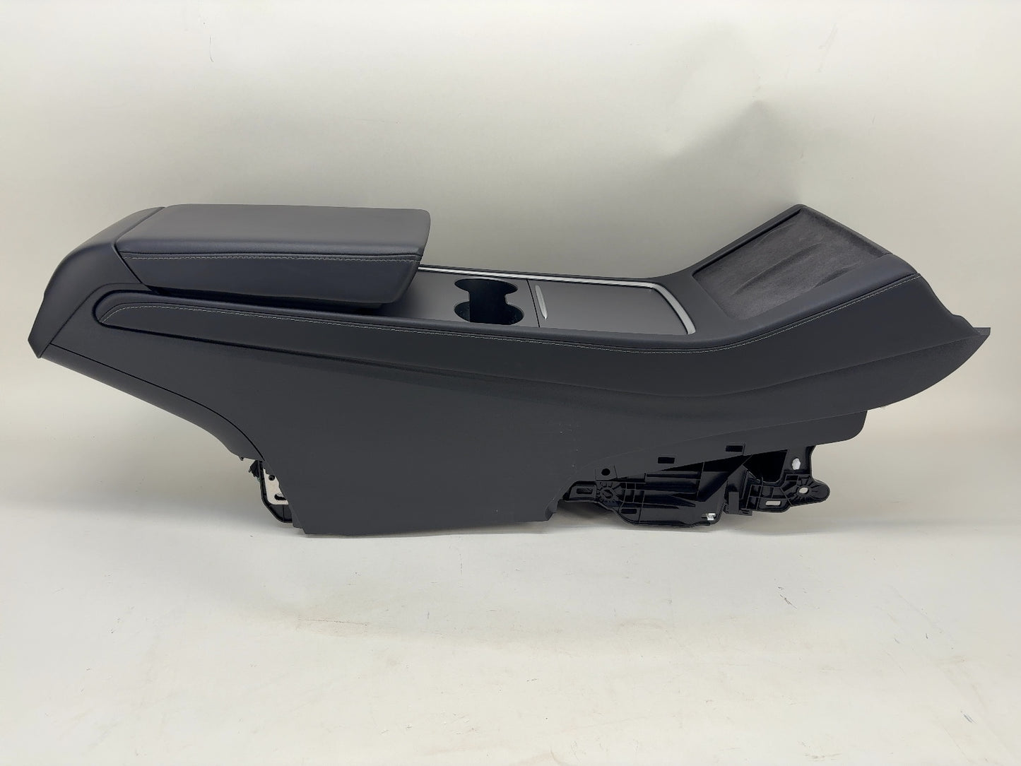 2021 Tesla Model 3 Center Console 2 1755503-00-A