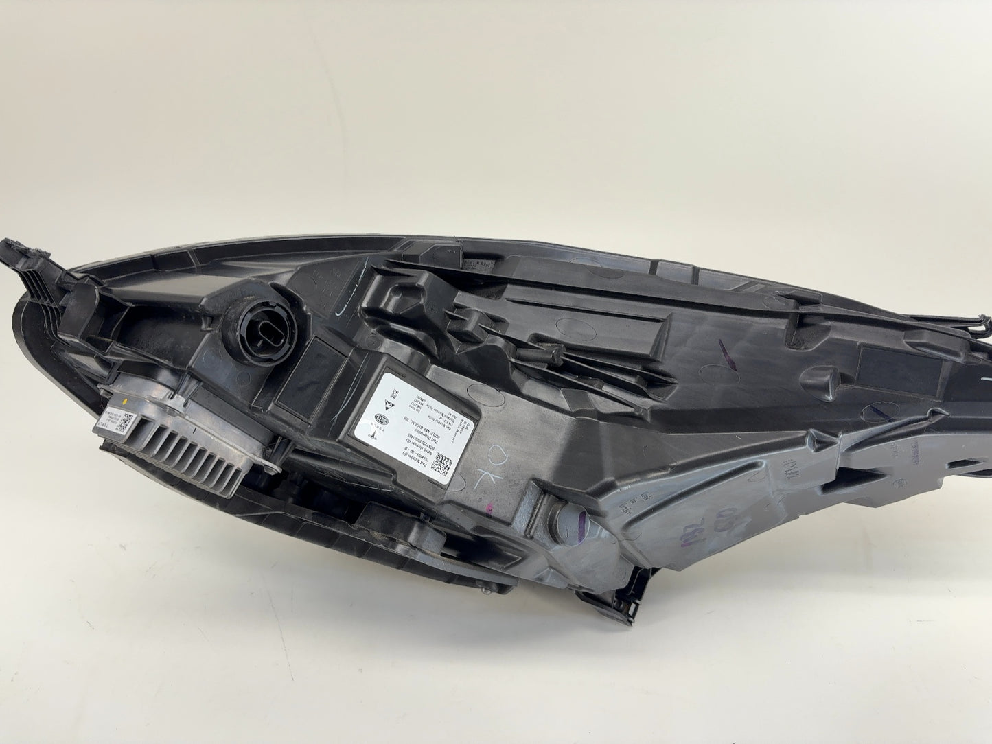 2022-2023 Tesla Model Y Global Headlamp Right 1514953-00-D