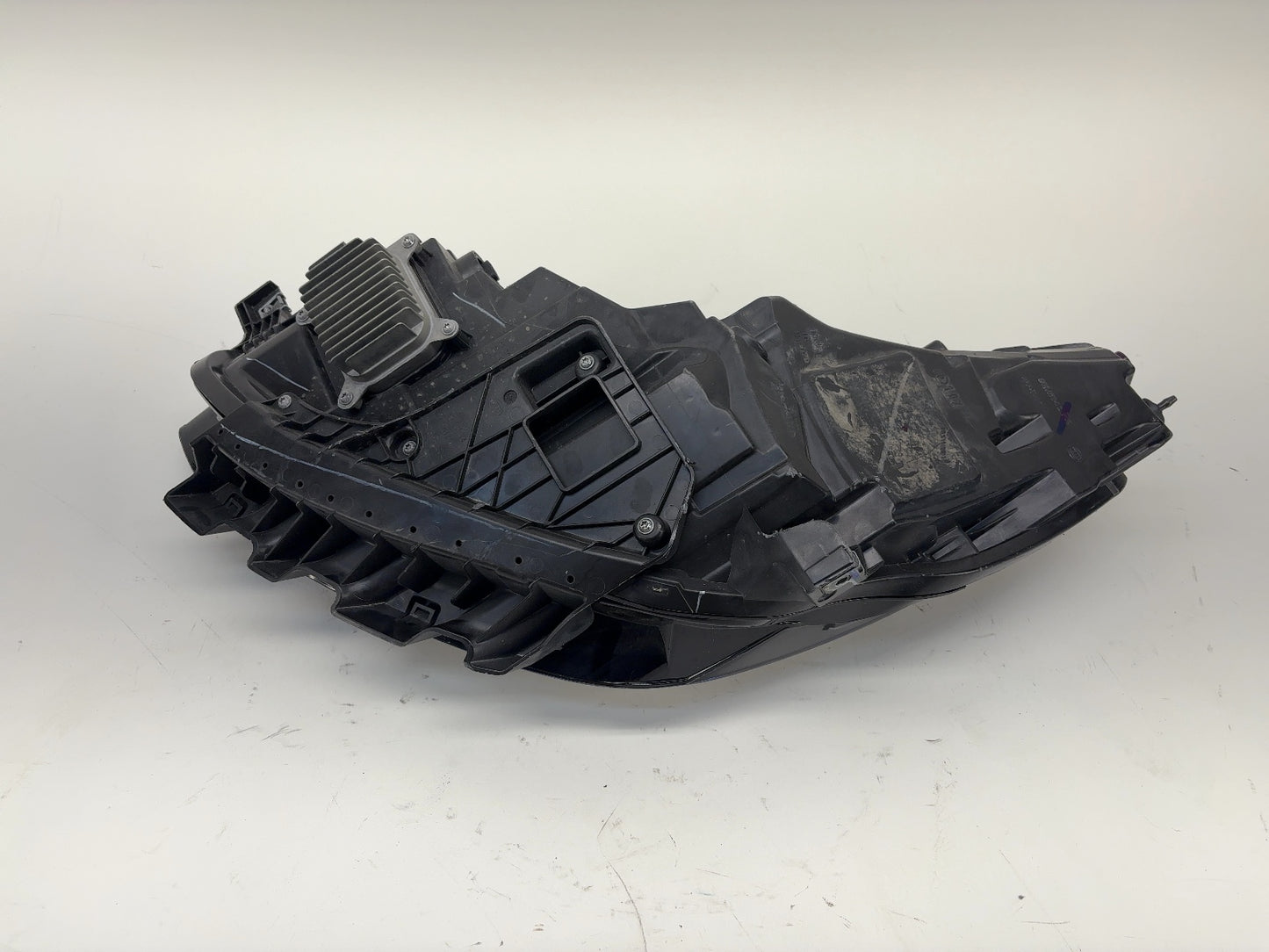 2024-2025 Tesla Model Y Global Headlamp Right 1514953-00-E