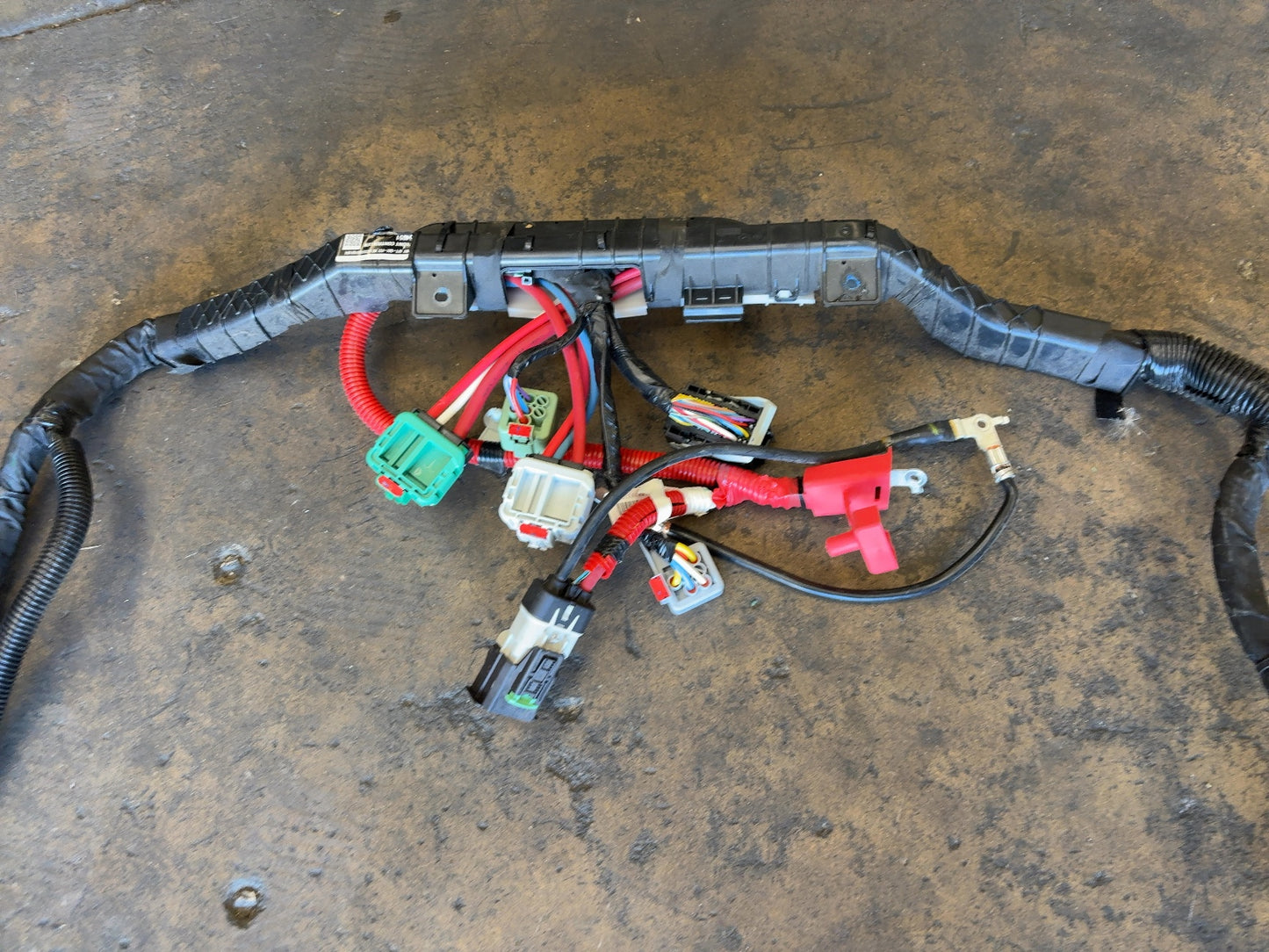 2026 Tesla Model Y Juniper Front Body Harness With A Few Cuts 1933901-90-D