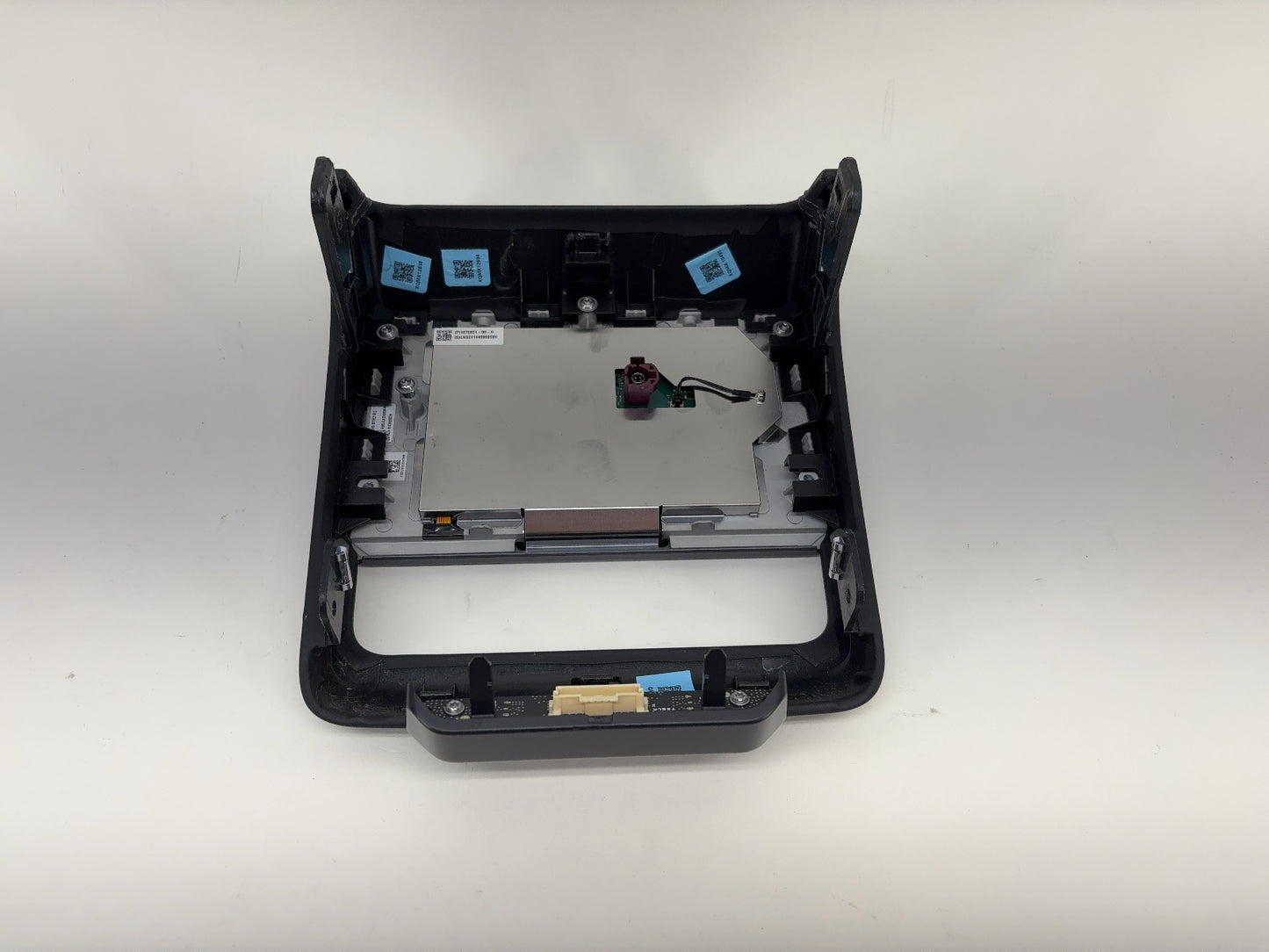 2026 Tesla Model Y Juniper Rear Display 1875931-00-D