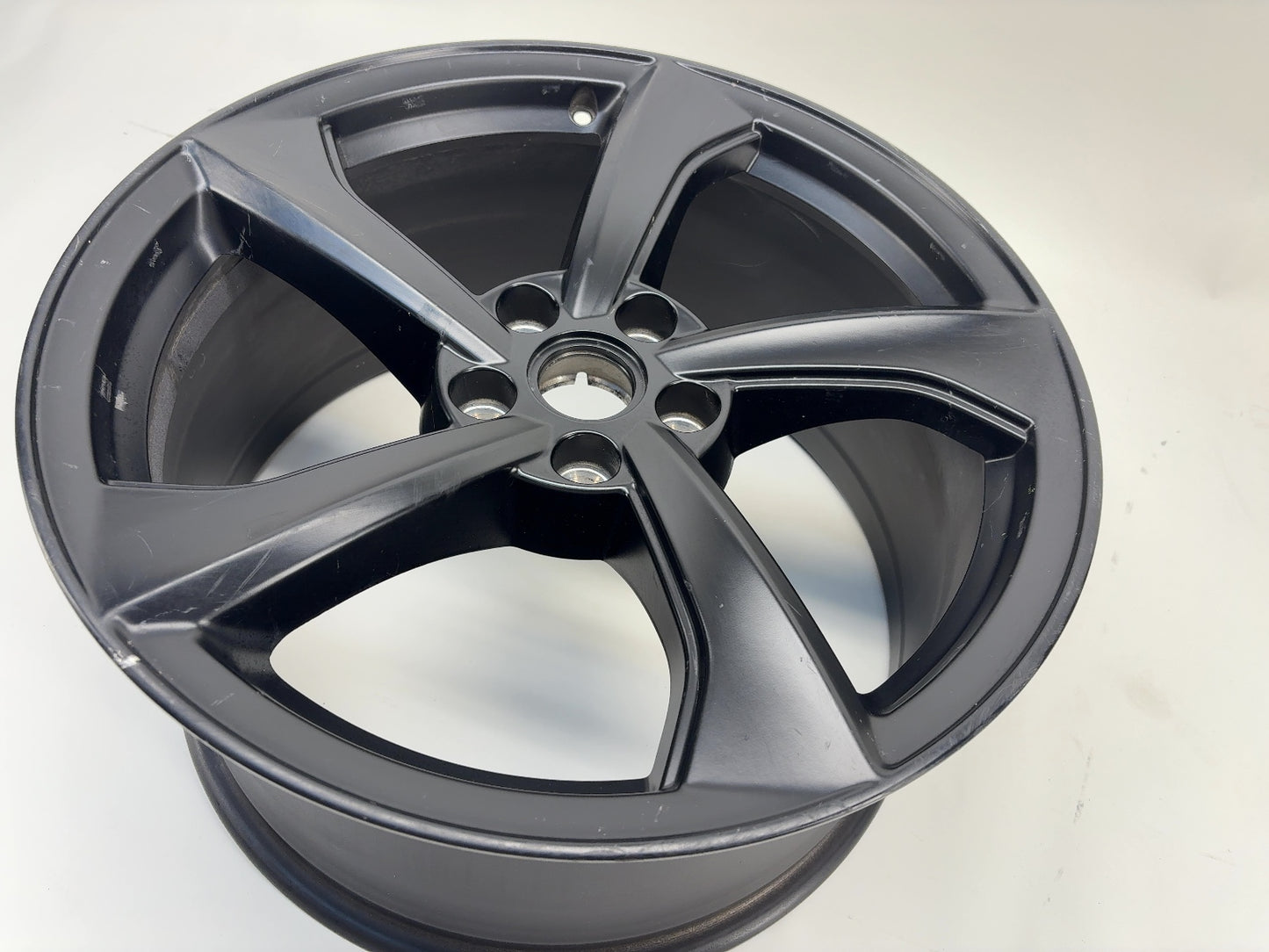 2026 Tesla Model Y Juniper Rim 19x9 2188226-00-B