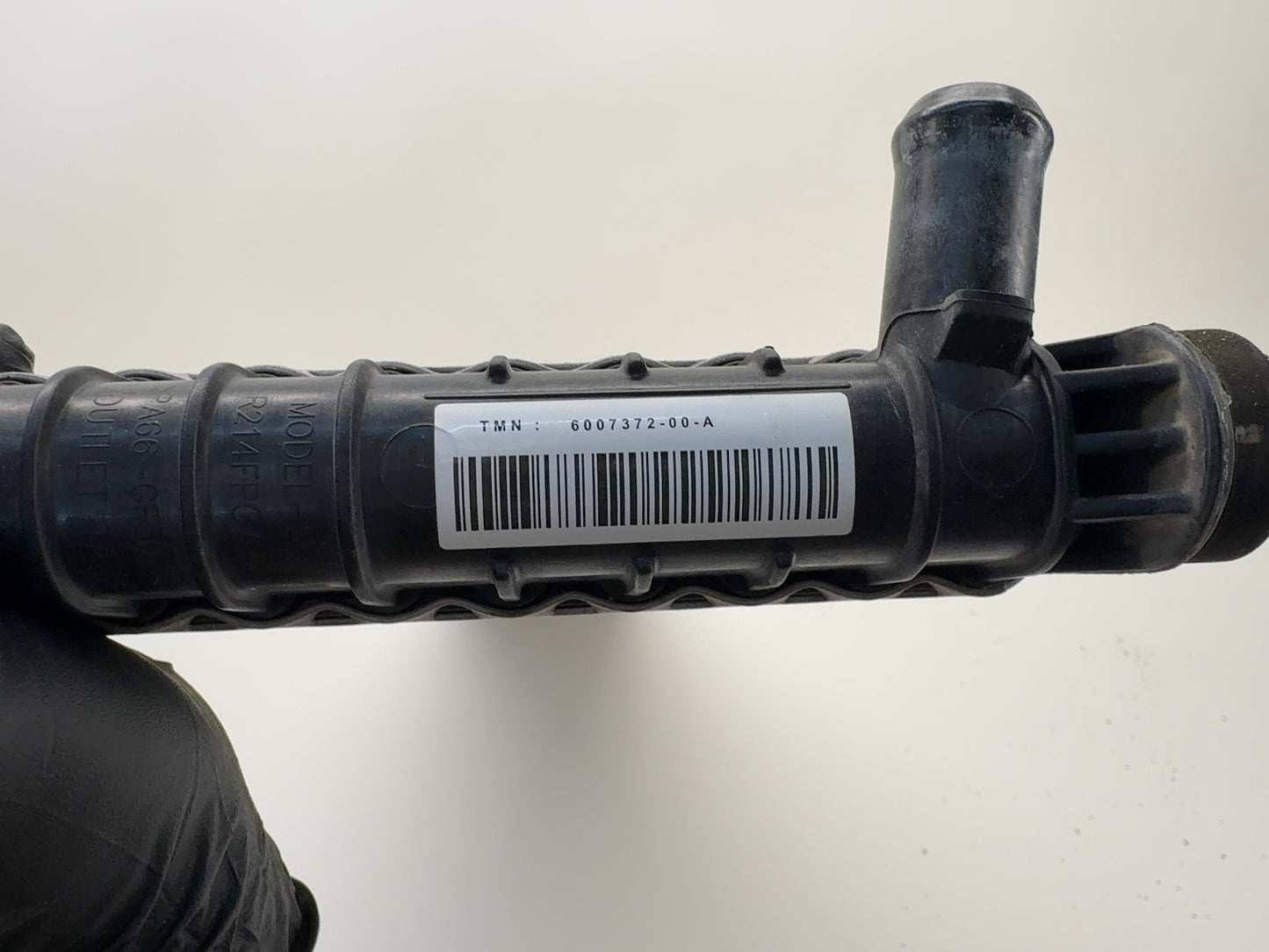 2015 Tesla Model S Coolant Radiator 6007372-00-A