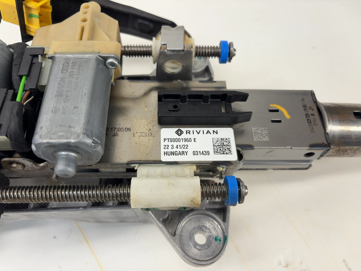 2022-2023 Rivian R1T Steering Column PT00001960-E